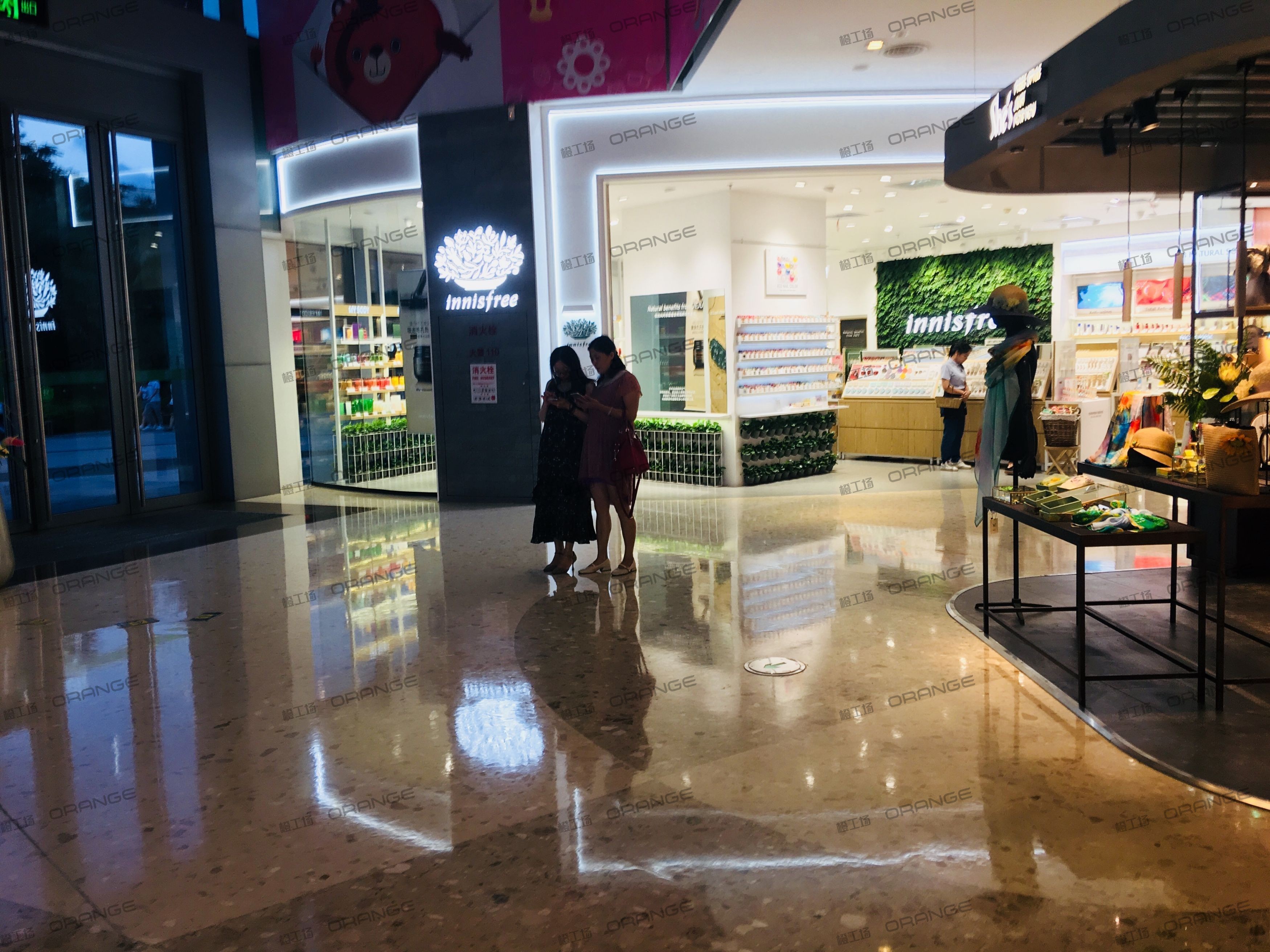 深圳星河COCO park（龙岗店）-室内一层东北门内2