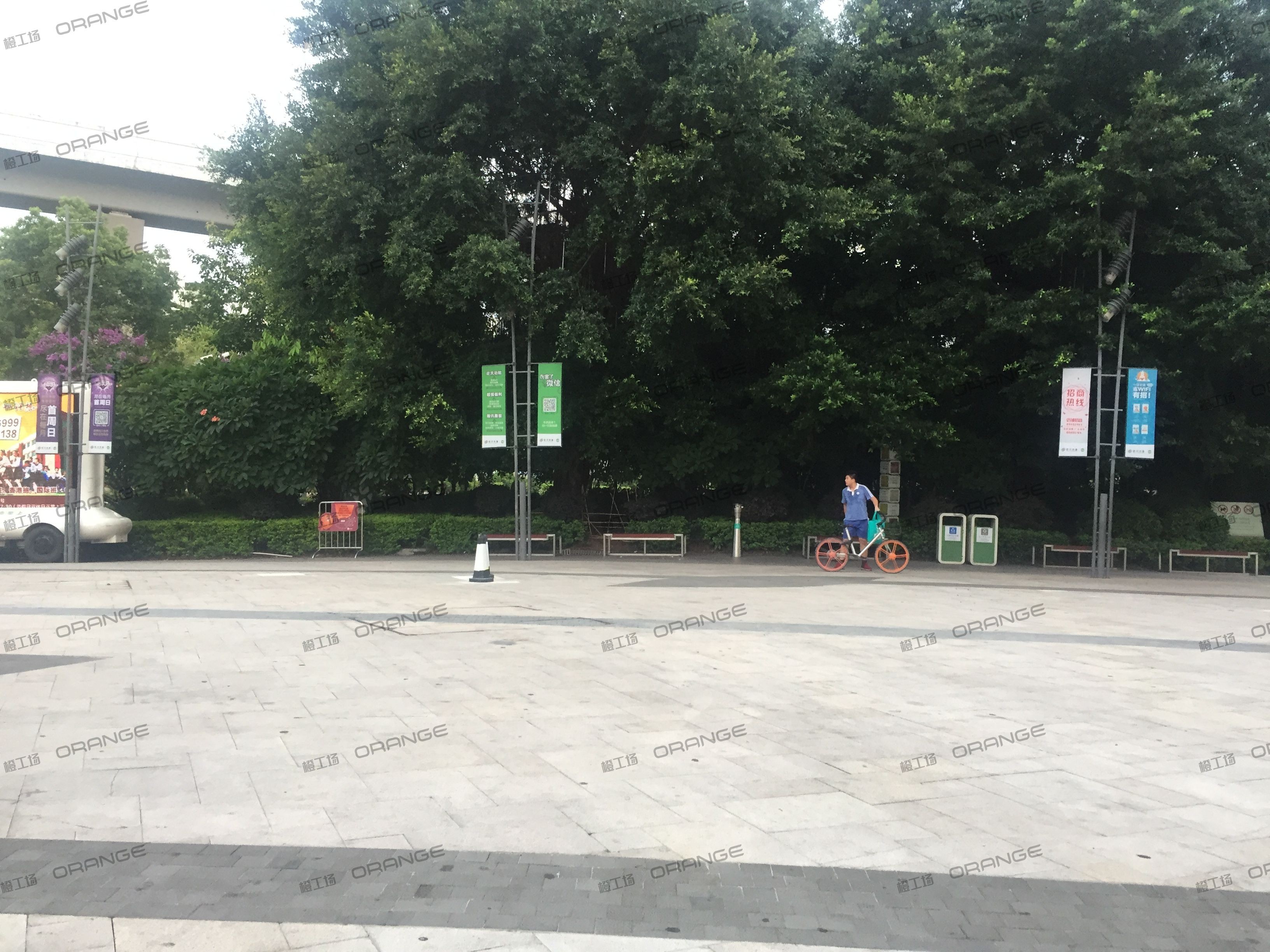 深圳星河COCO park（龙岗店）-室外东北侧通道3