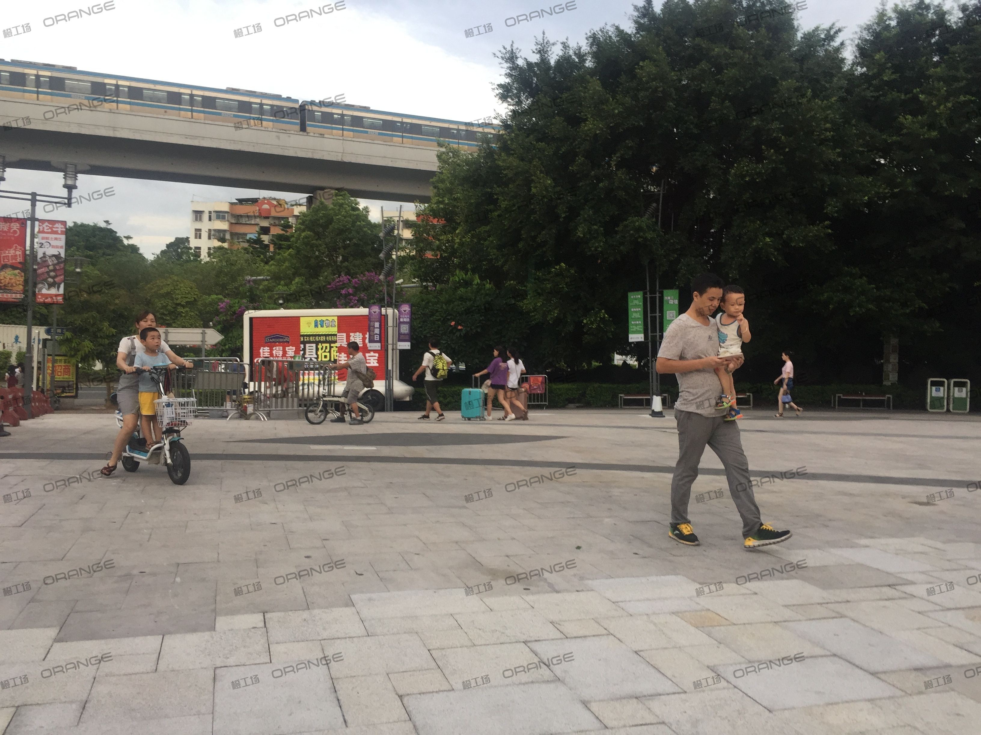 深圳星河COCO park（龙岗店）-室外东北门前二3