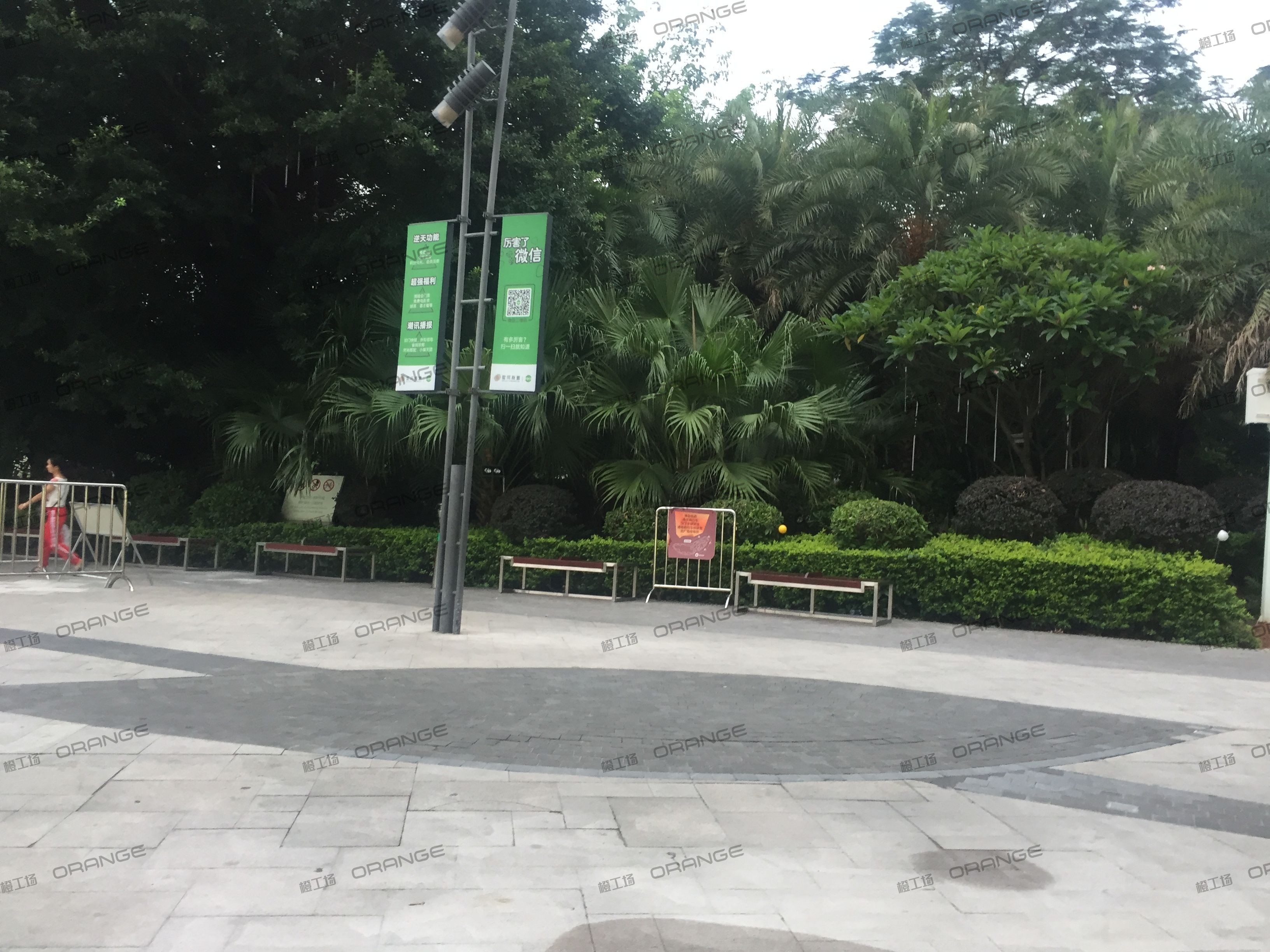 深圳星河COCO park（龙岗店）-室外东南侧通道三1