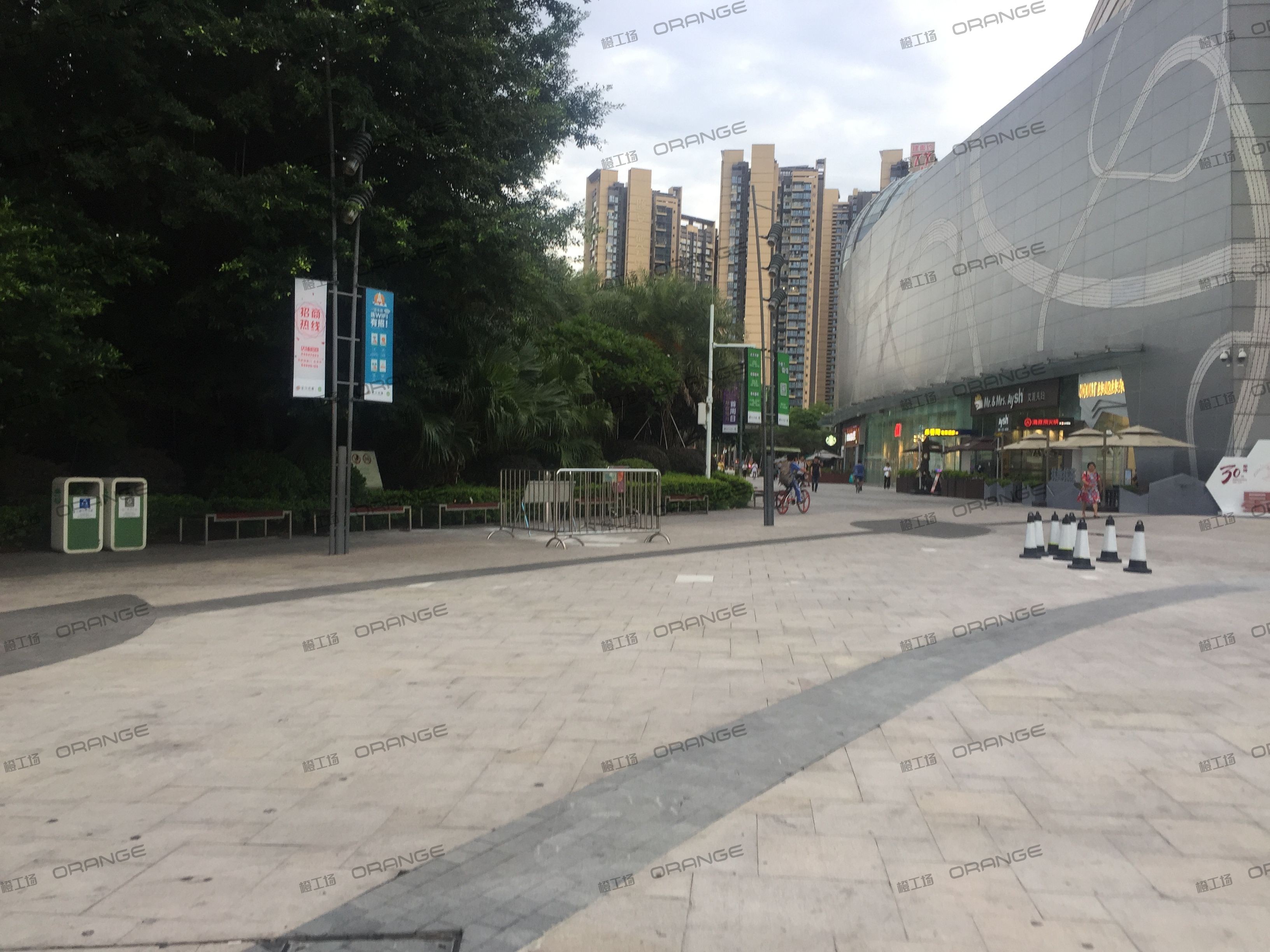 深圳星河COCO park（龙岗店）-室外东北侧通道二4