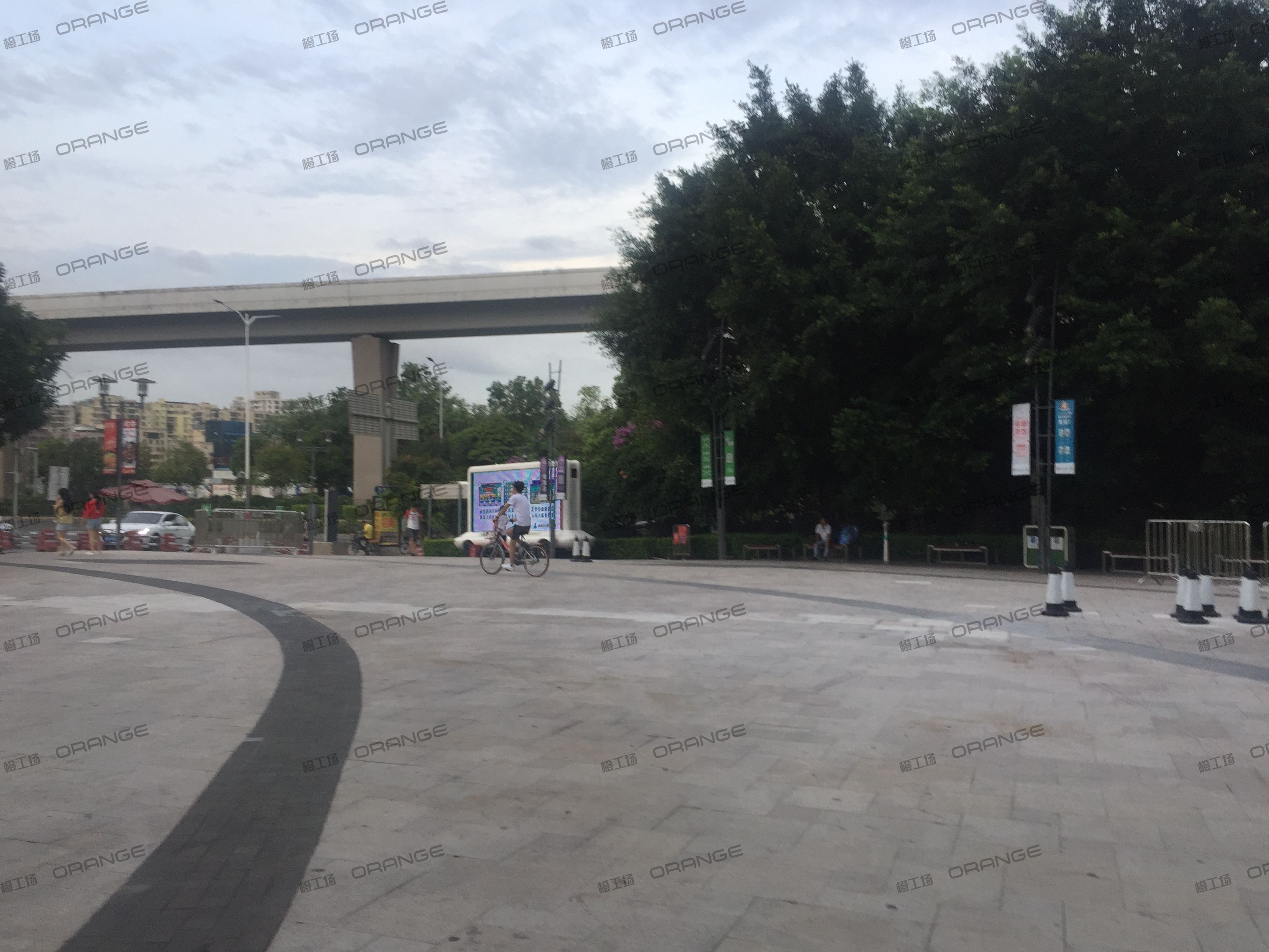 深圳星河COCO park（龙岗店）-室外东北侧通道四4