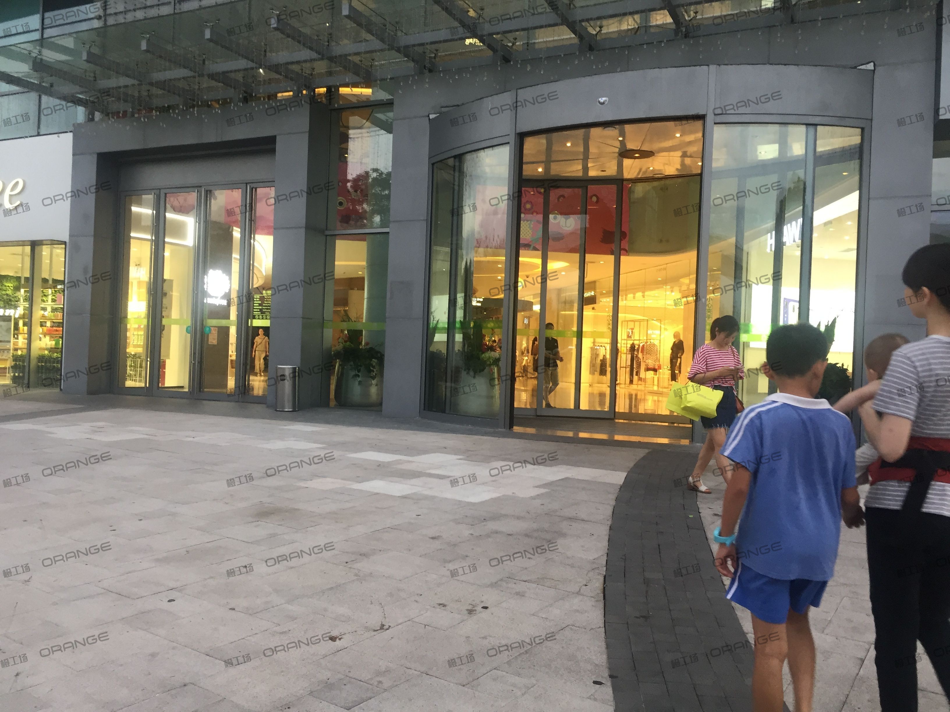 深圳星河COCO park（龙岗店）-室外东北侧通道四1