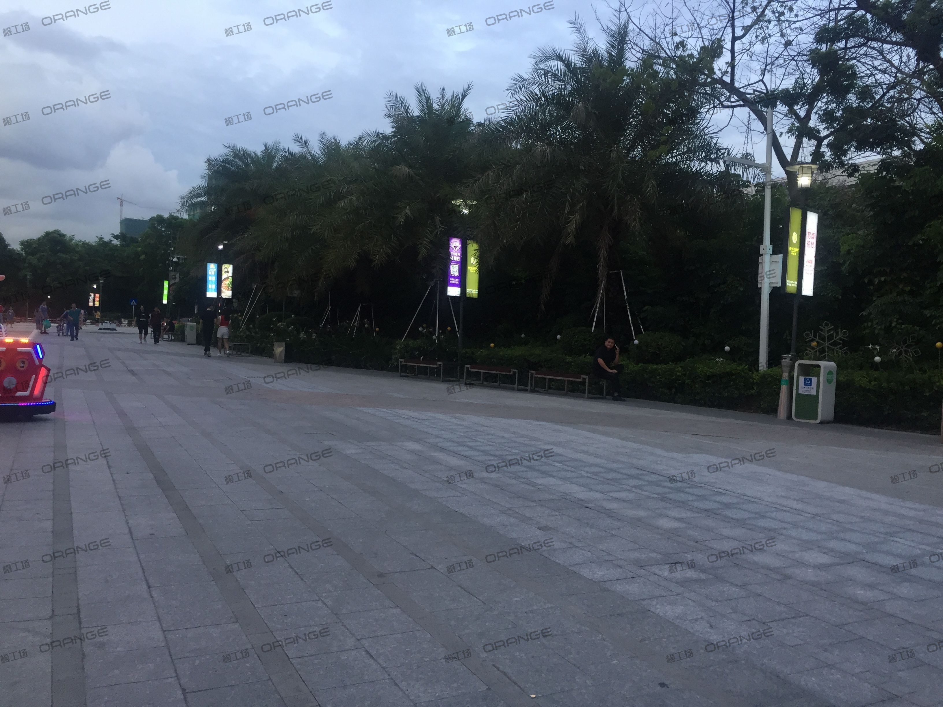 深圳星河COCO park（龙岗店）-室外南侧通道三2