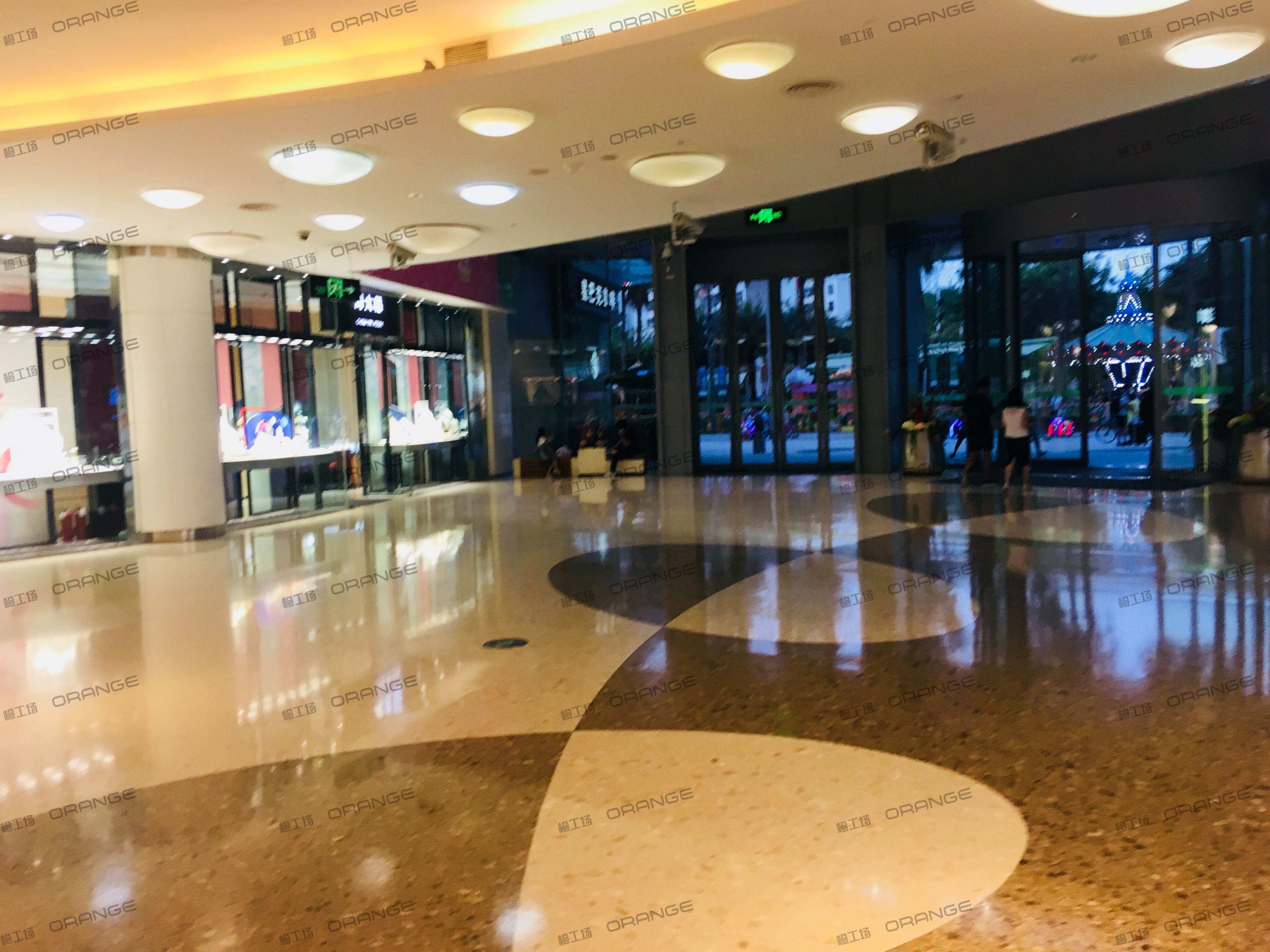 深圳星河COCO park（龙岗店）-室内一层南门内1