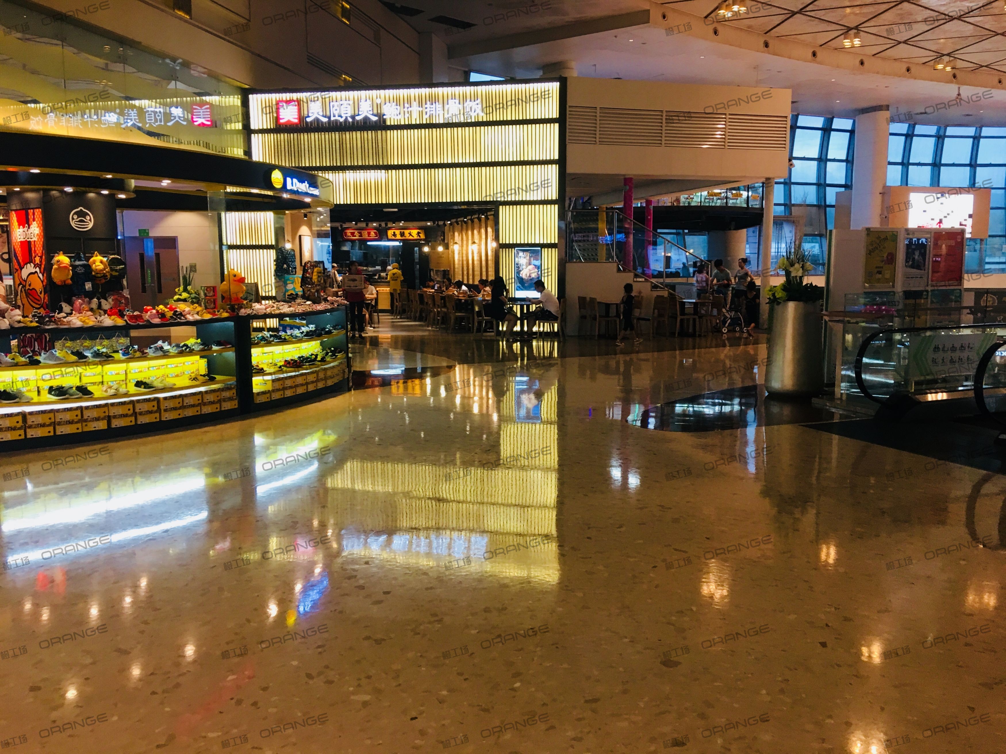 深圳星河COCO park（龙岗店）-室内四层中庭环廊西北侧4