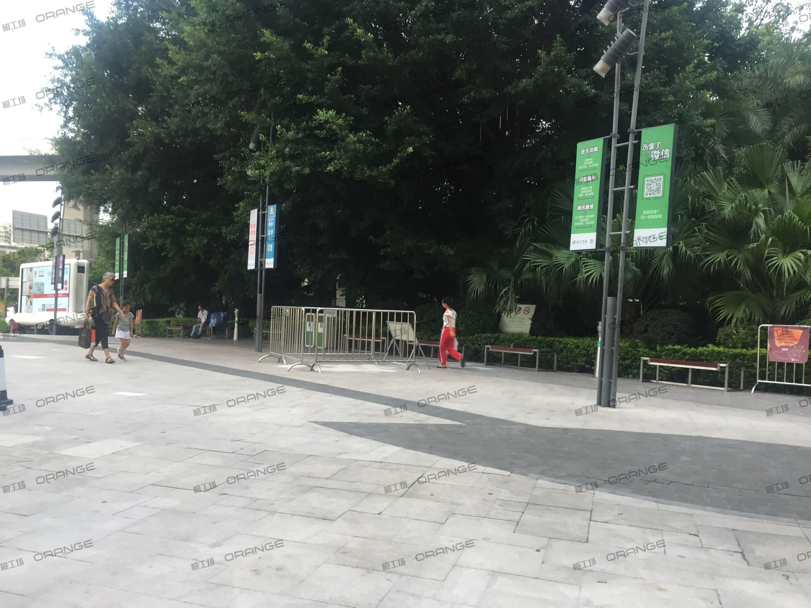 深圳星河COCO park（龙岗店）-室外东南侧通道三4