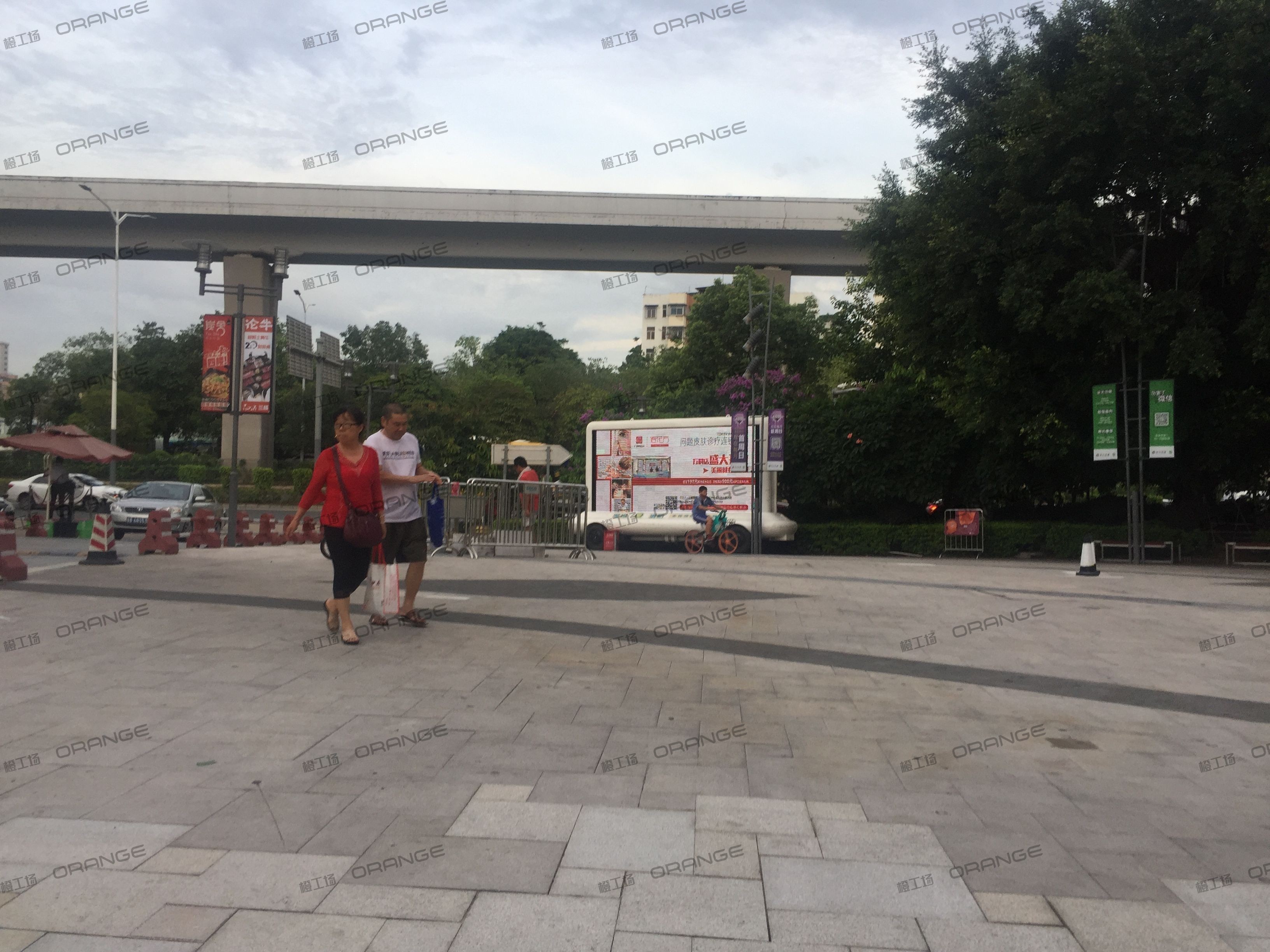 深圳星河COCO park（龙岗店）-室外东北门前三4