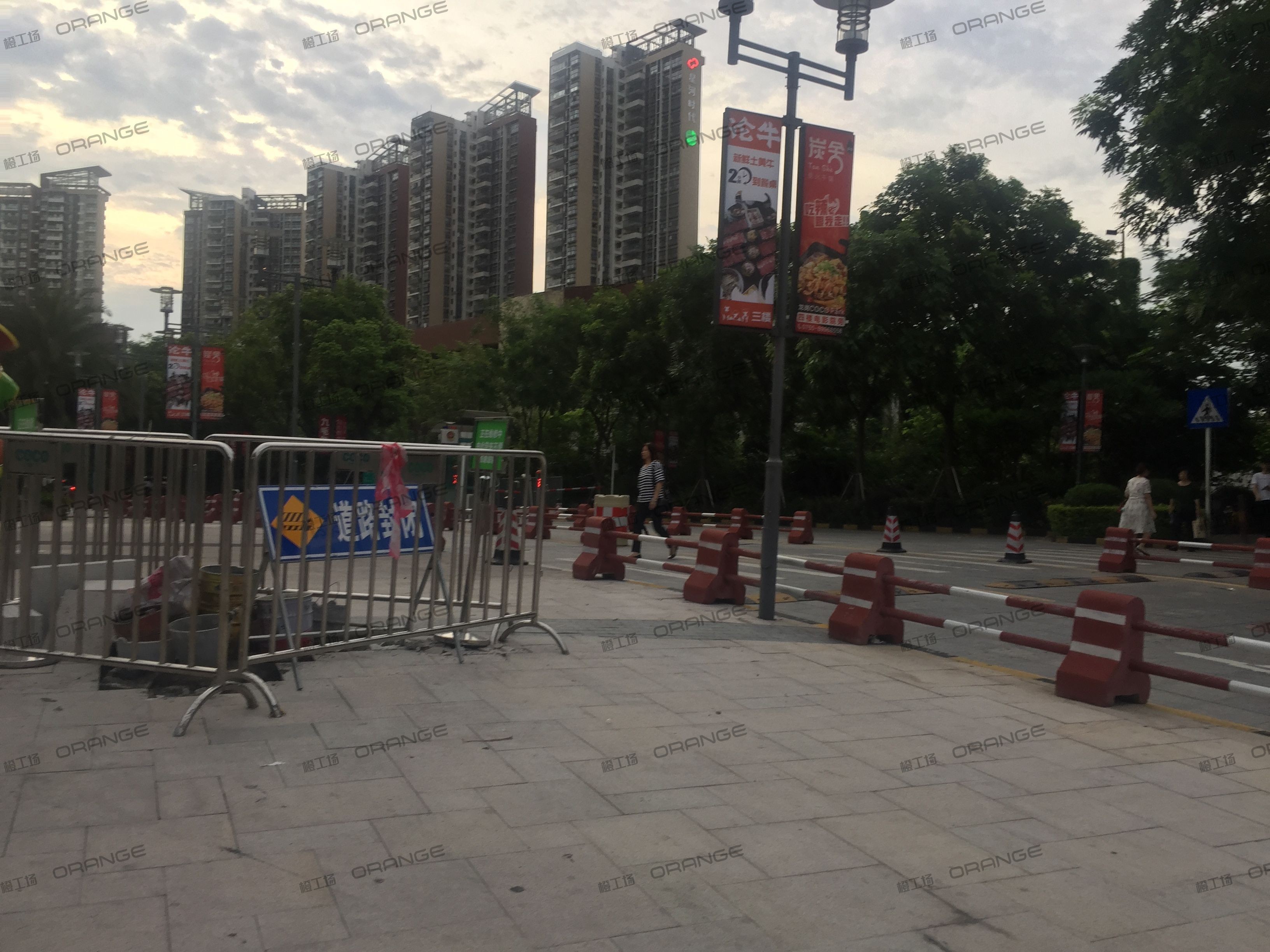 深圳星河COCO park（龙岗店）-室外东北侧广场二1