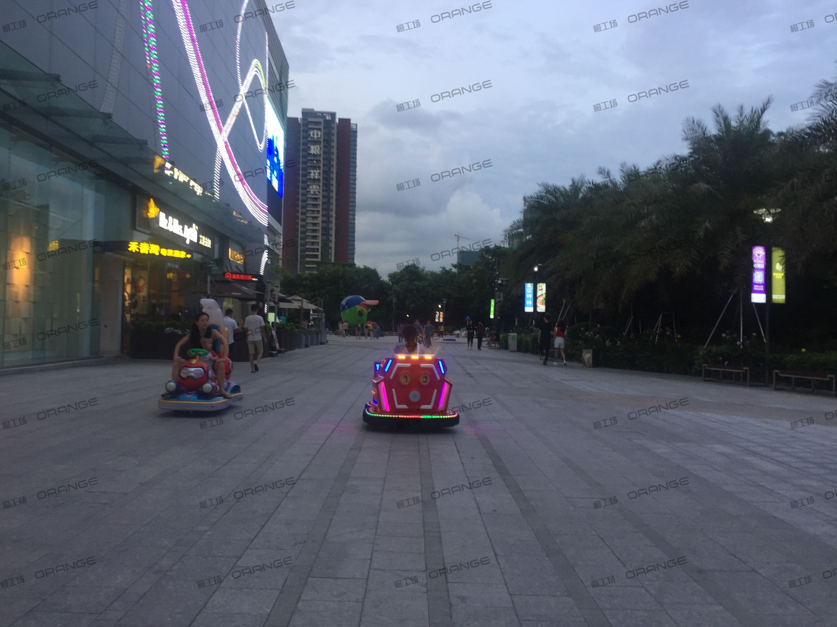 深圳星河COCO park（龙岗店）-室外南侧通道三1