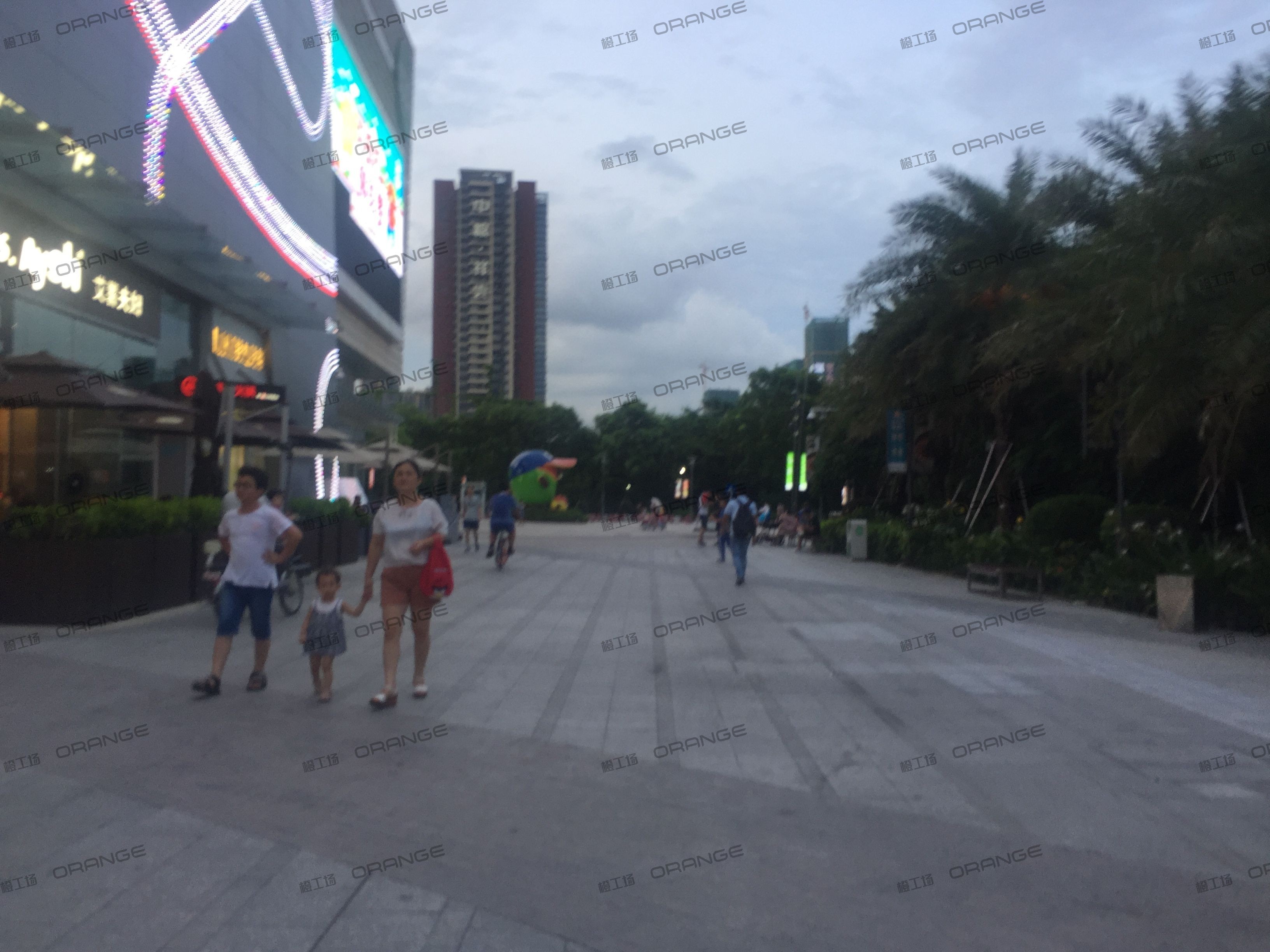 深圳星河COCO park（龙岗店）-室外南侧通道二4