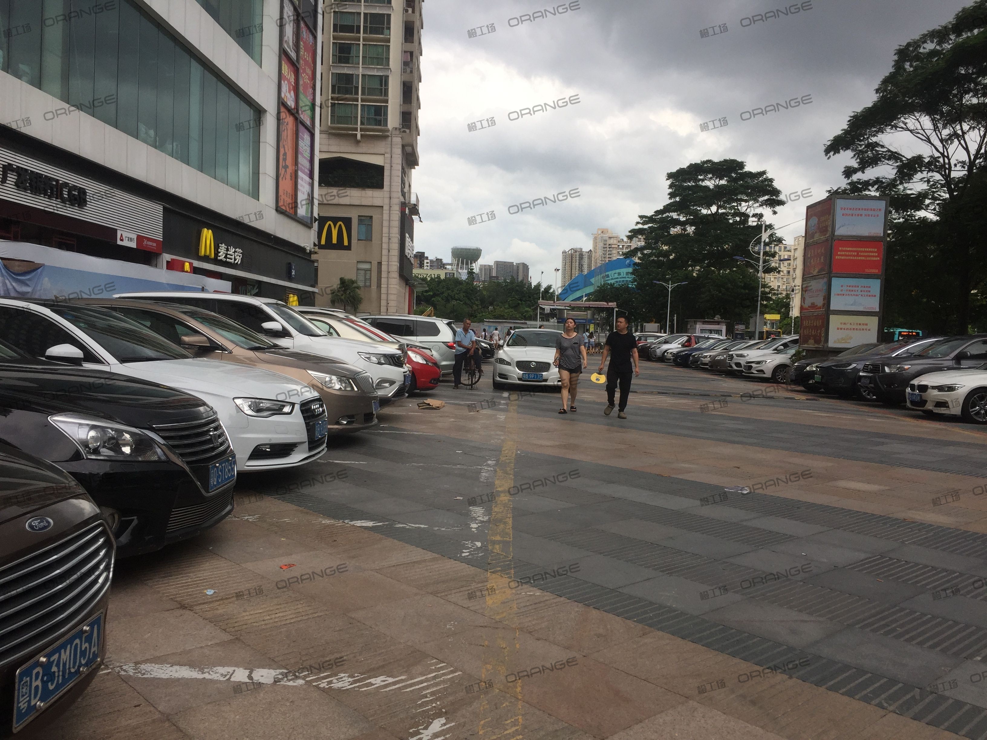 深圳信和购物广场（南山店）（信和自由广场）-室外东侧通道三1