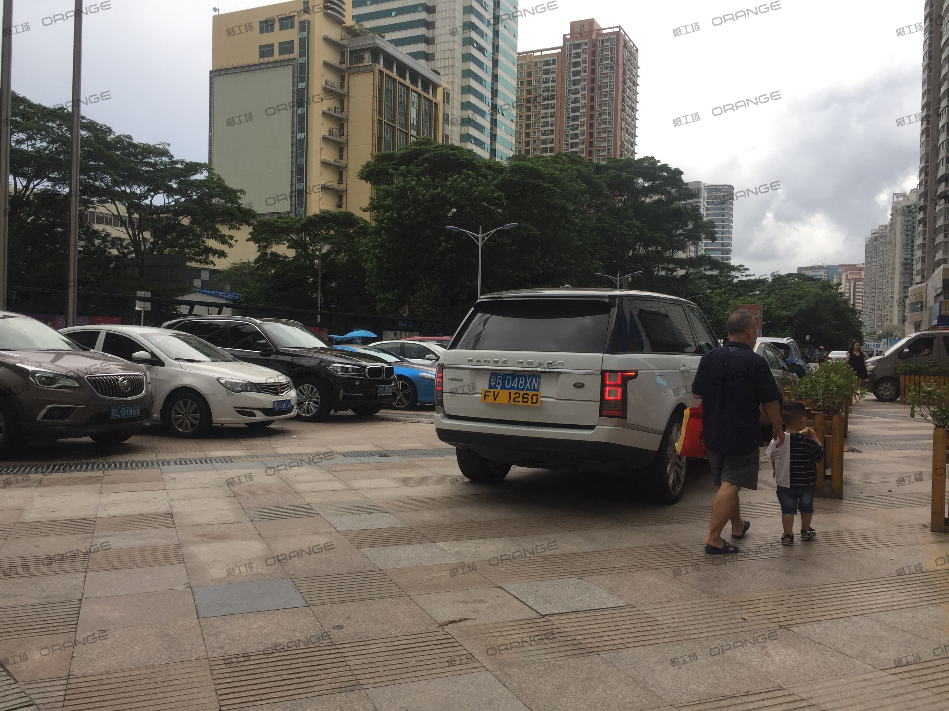 深圳信和购物广场（南山店）（信和自由广场）-室外东侧门前1