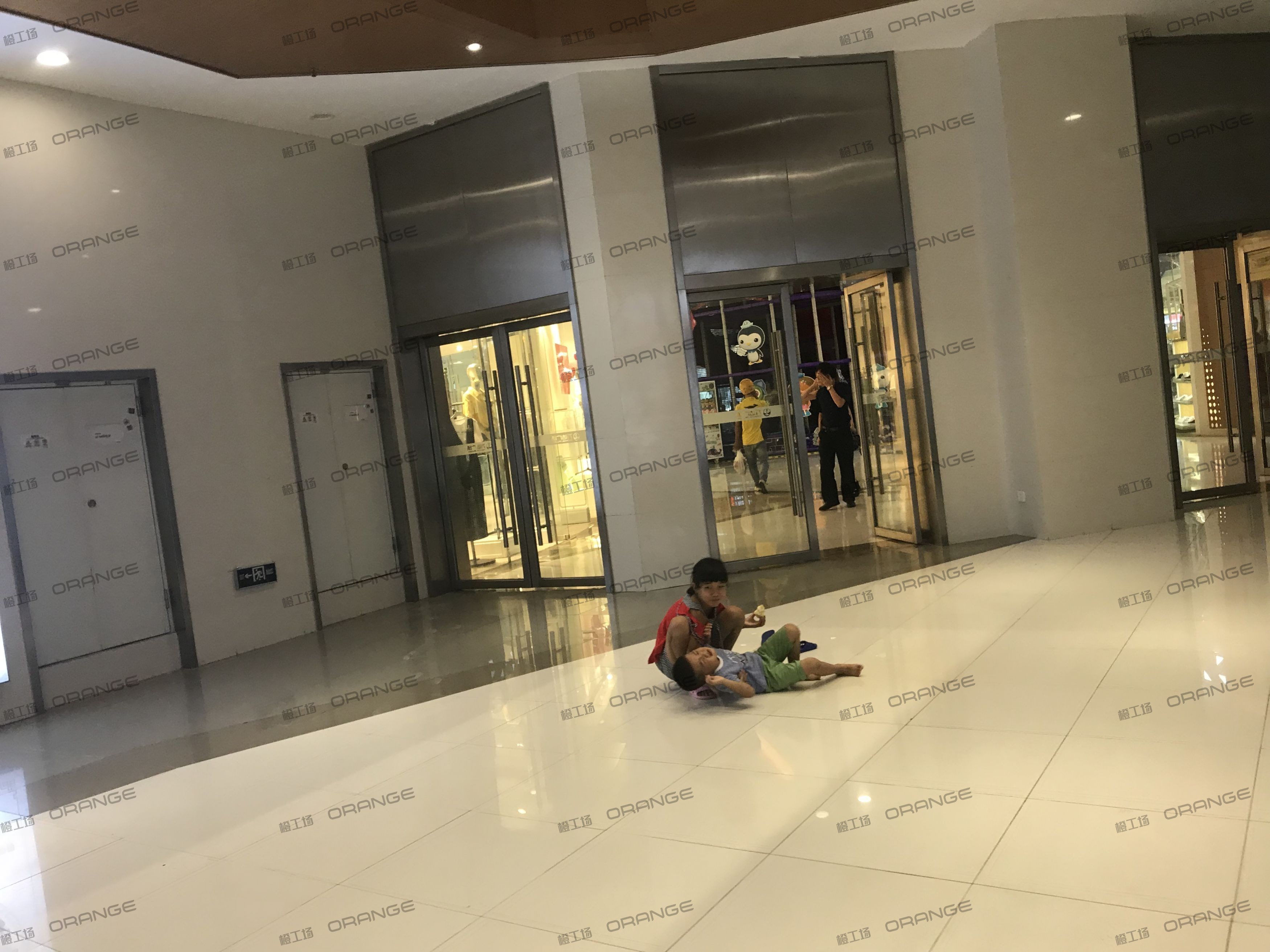 东莞万达广场(虎门店)-室内一层六号门内4