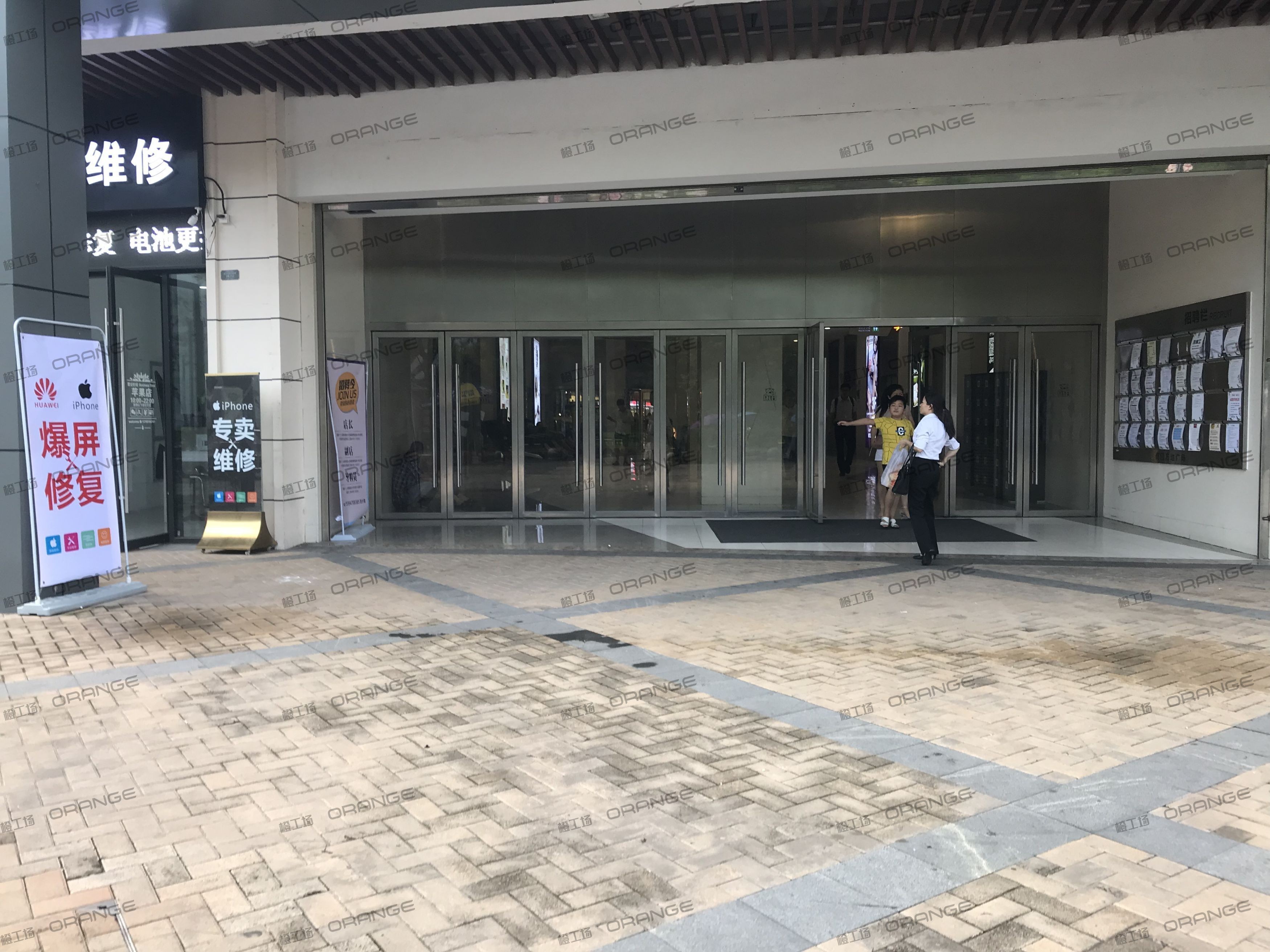 东莞万达广场(虎门店)-室外六号门外1
