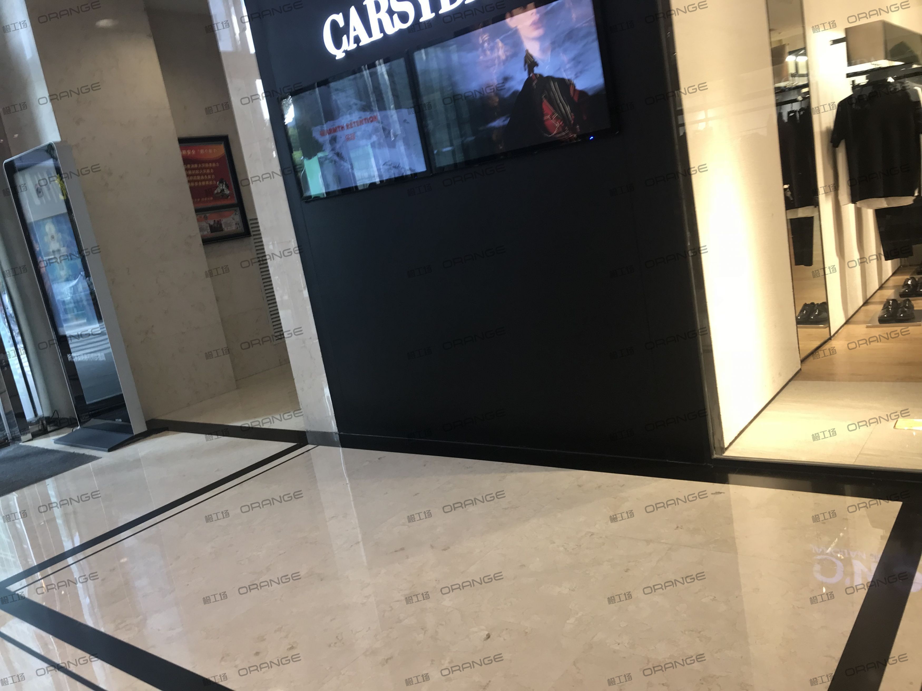 宁波天一国际购物中心-室内一层西二门内3