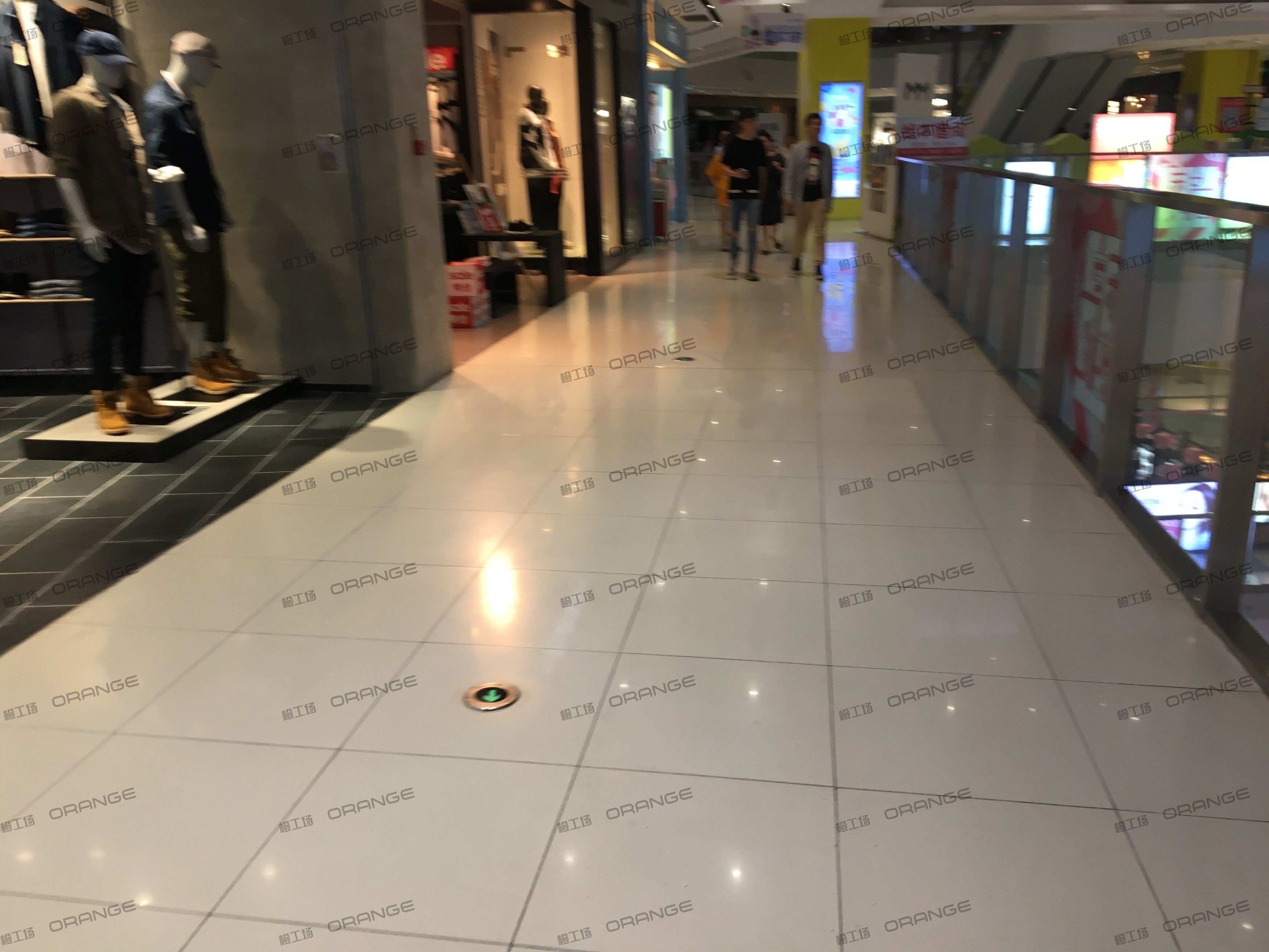 宁波来福士广场-室内三层东侧环廊西b2