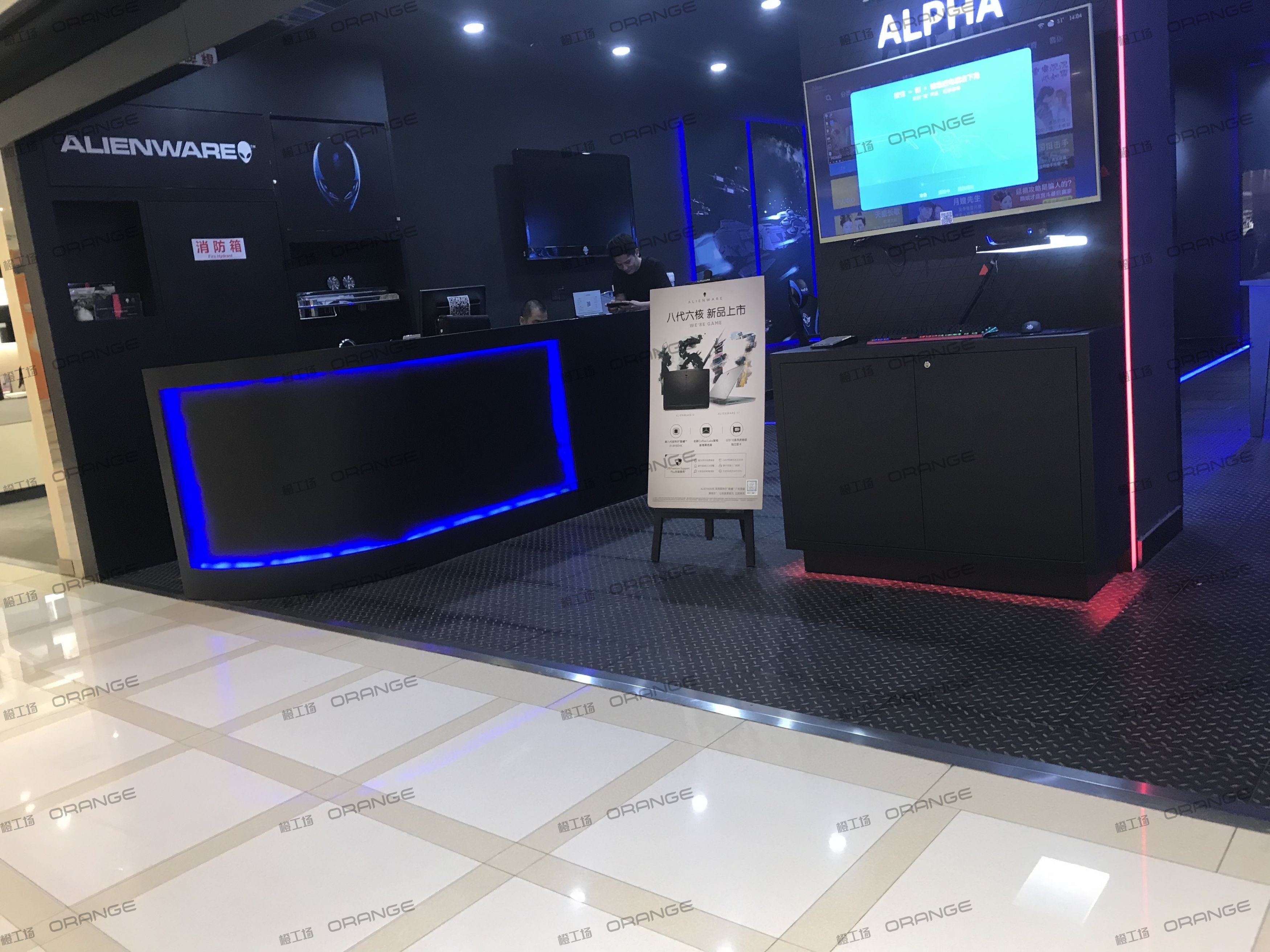 宁波天一国际购物中心-室内四层南扶梯东2