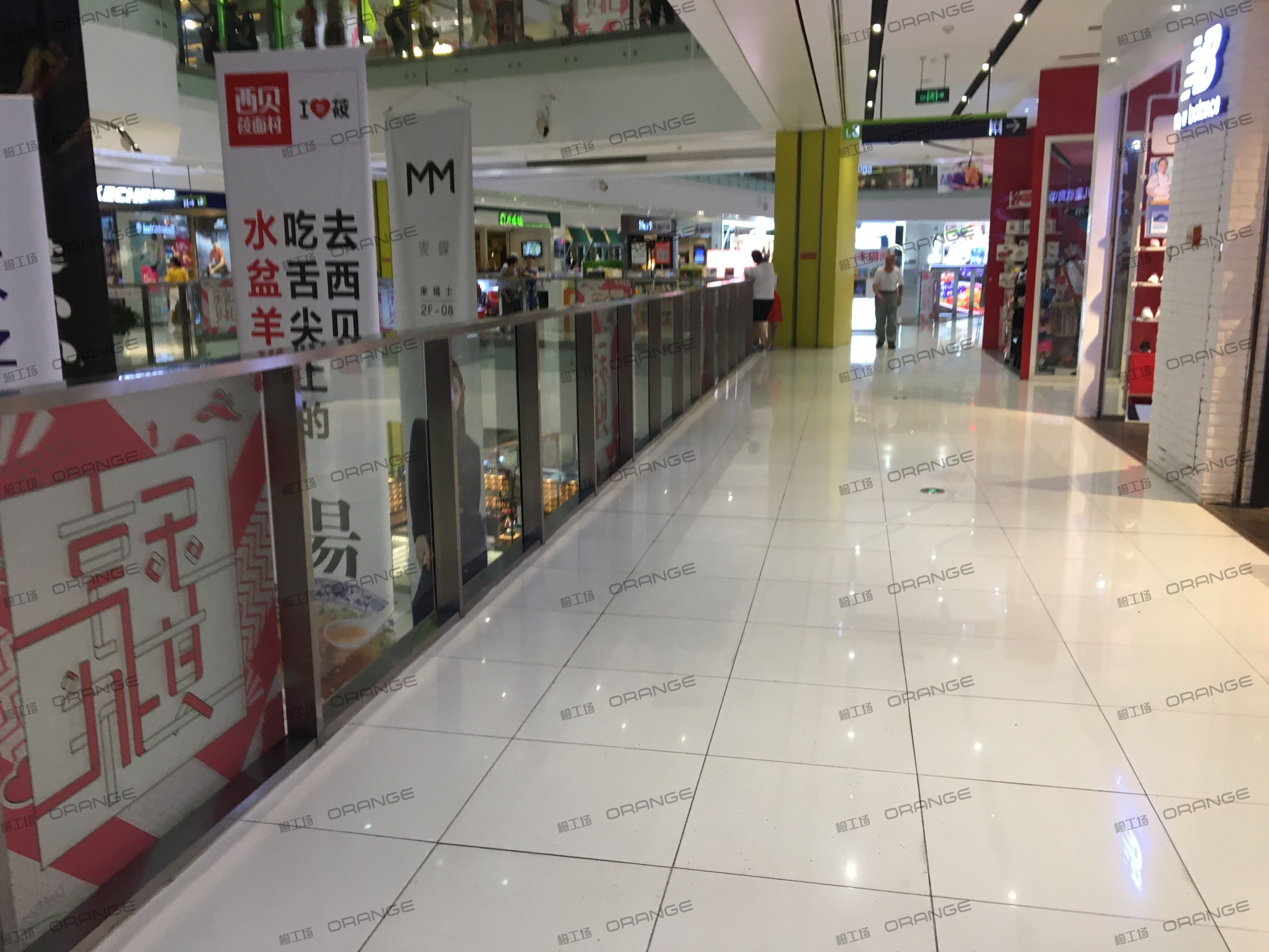 宁波来福士广场-室内三层东侧环廊西a4