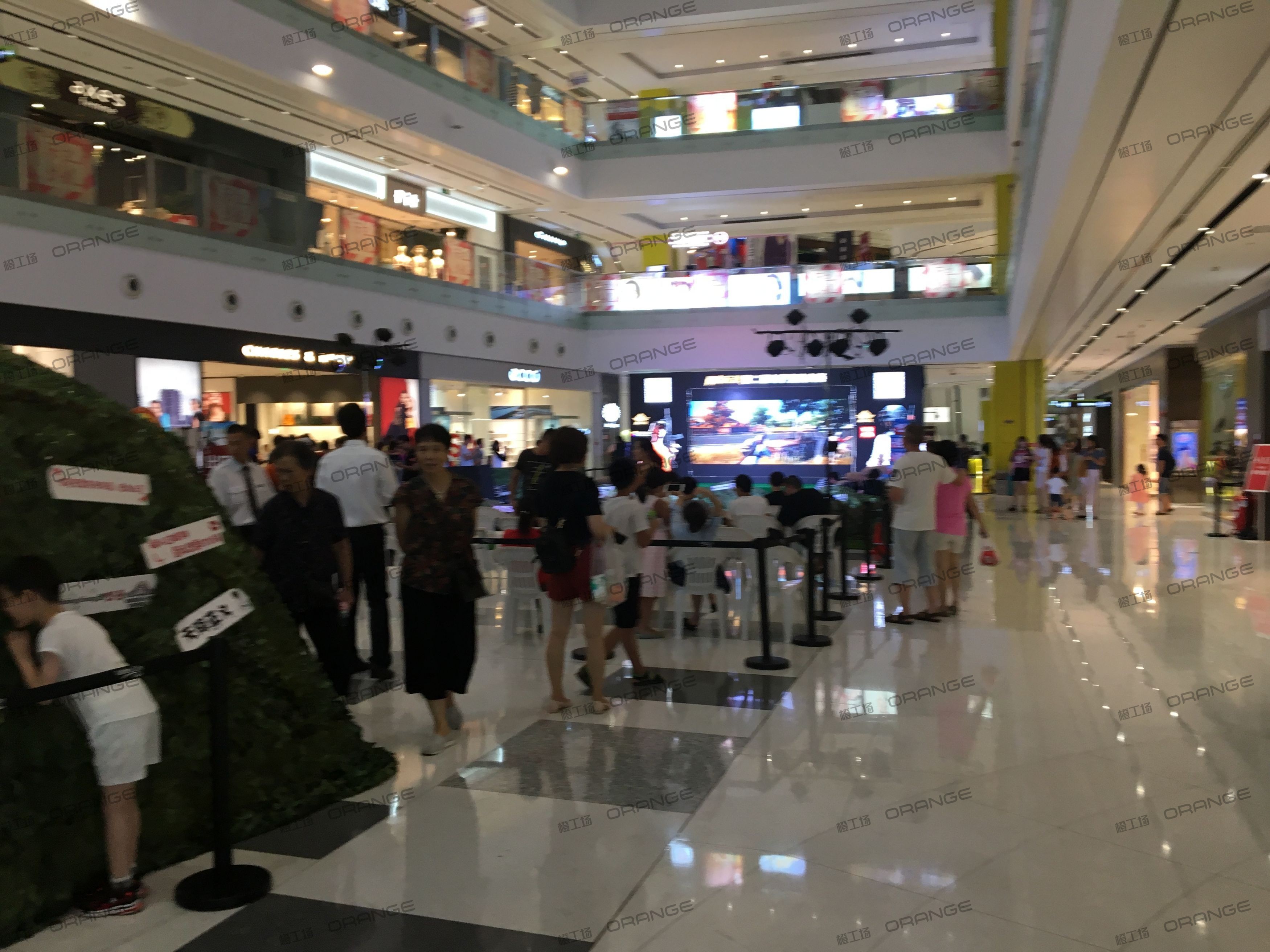 宁波来福士广场-室内一层中庭3