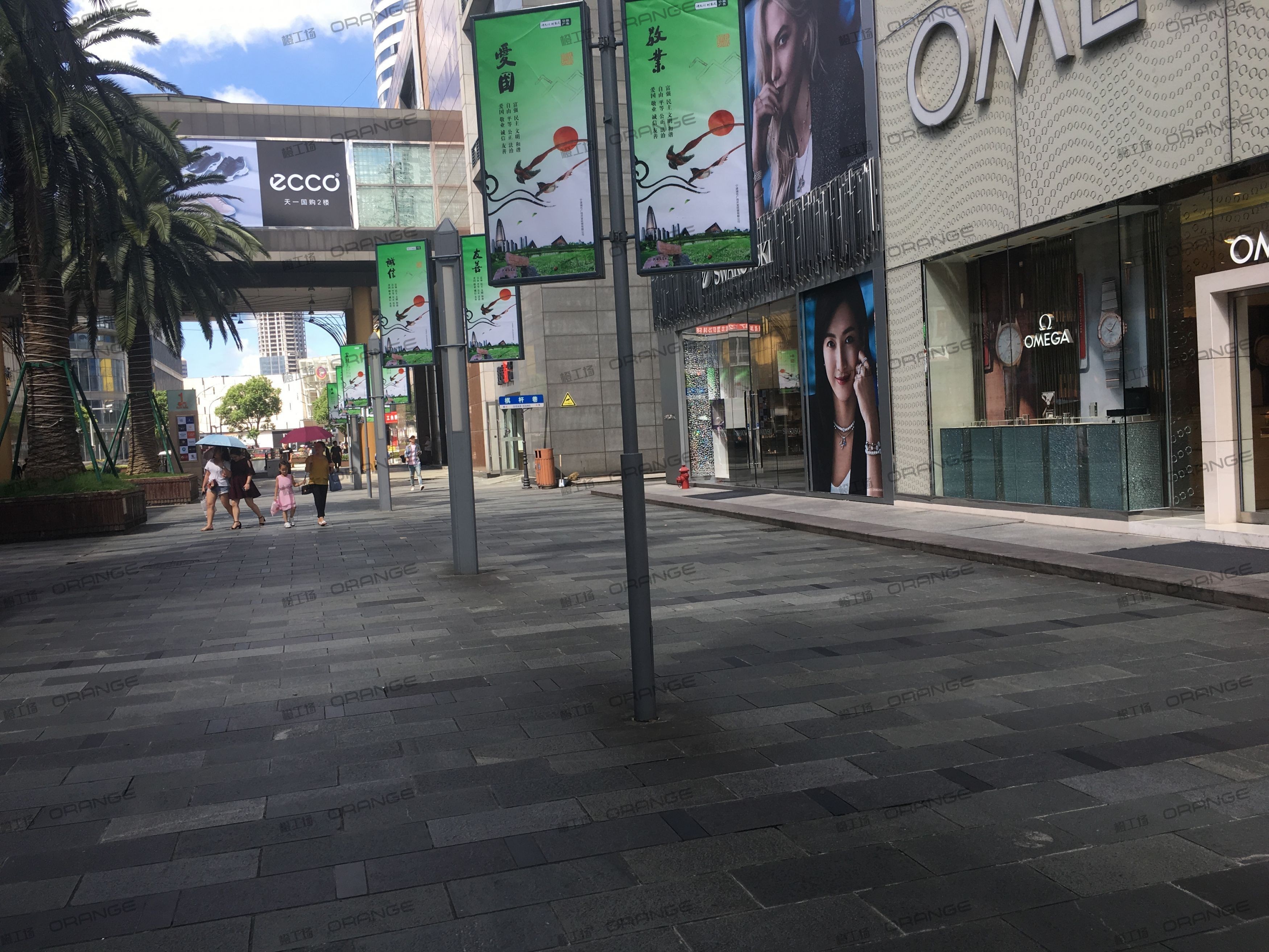 宁波银泰百货(天一店)-室外西侧南走廊a3