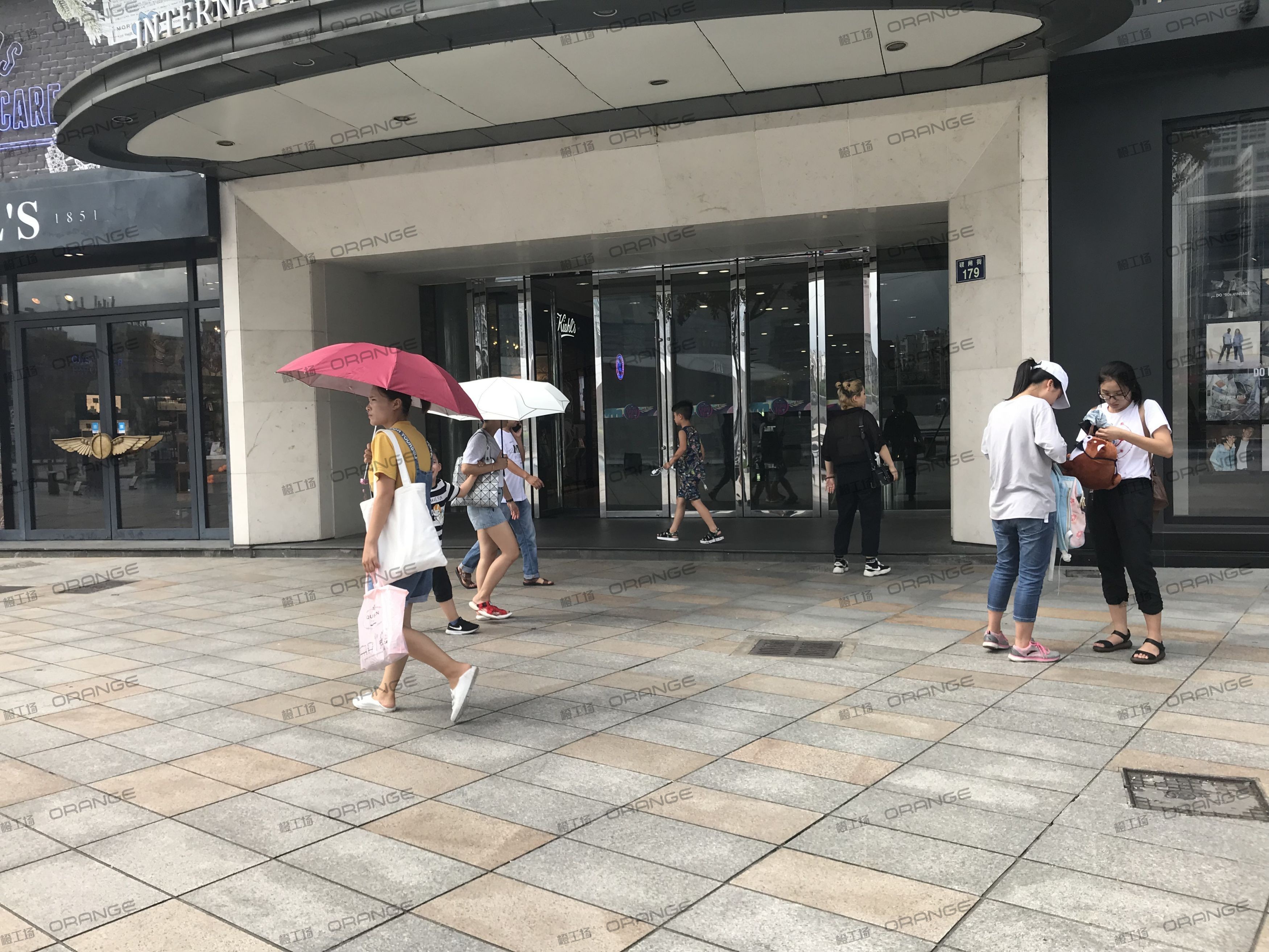 宁波天一国际购物中心-室外南走廊B1