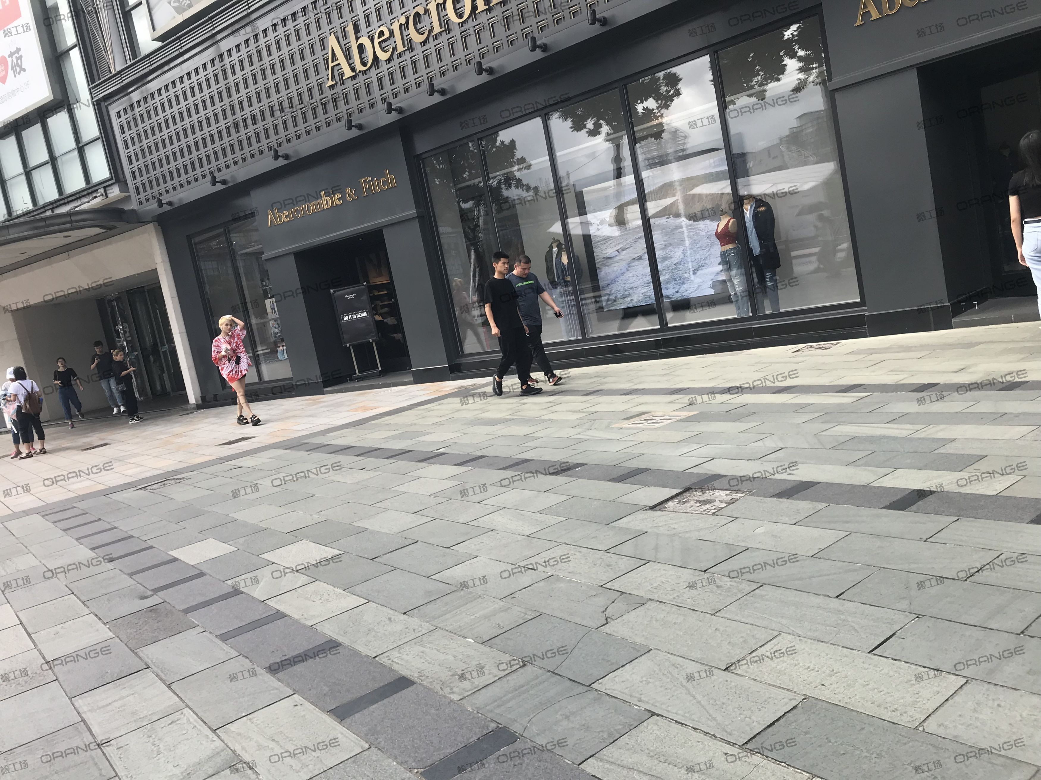 宁波天一国际购物中心-室外南走廊A4