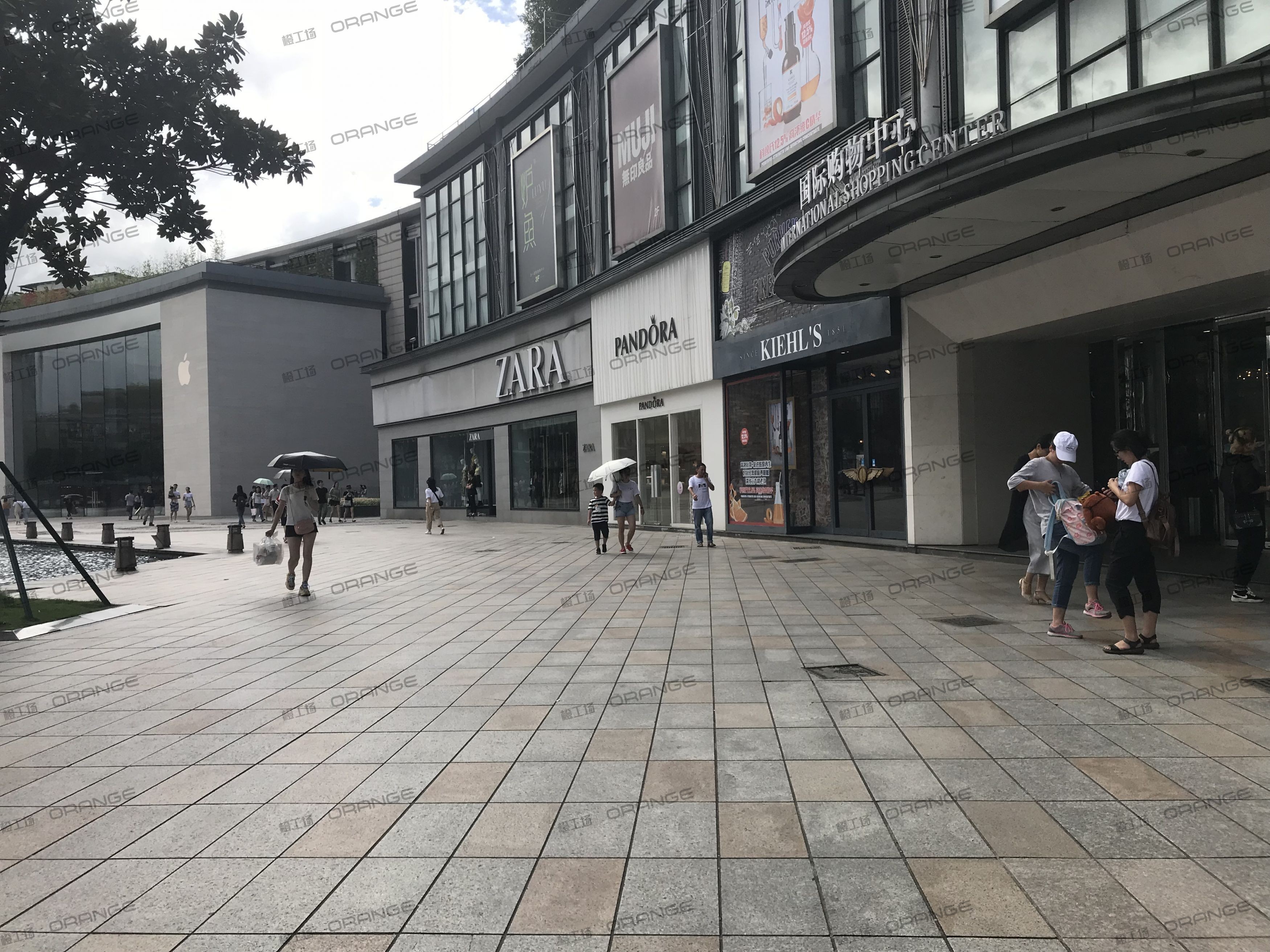 宁波天一国际购物中心-室外南走廊B4