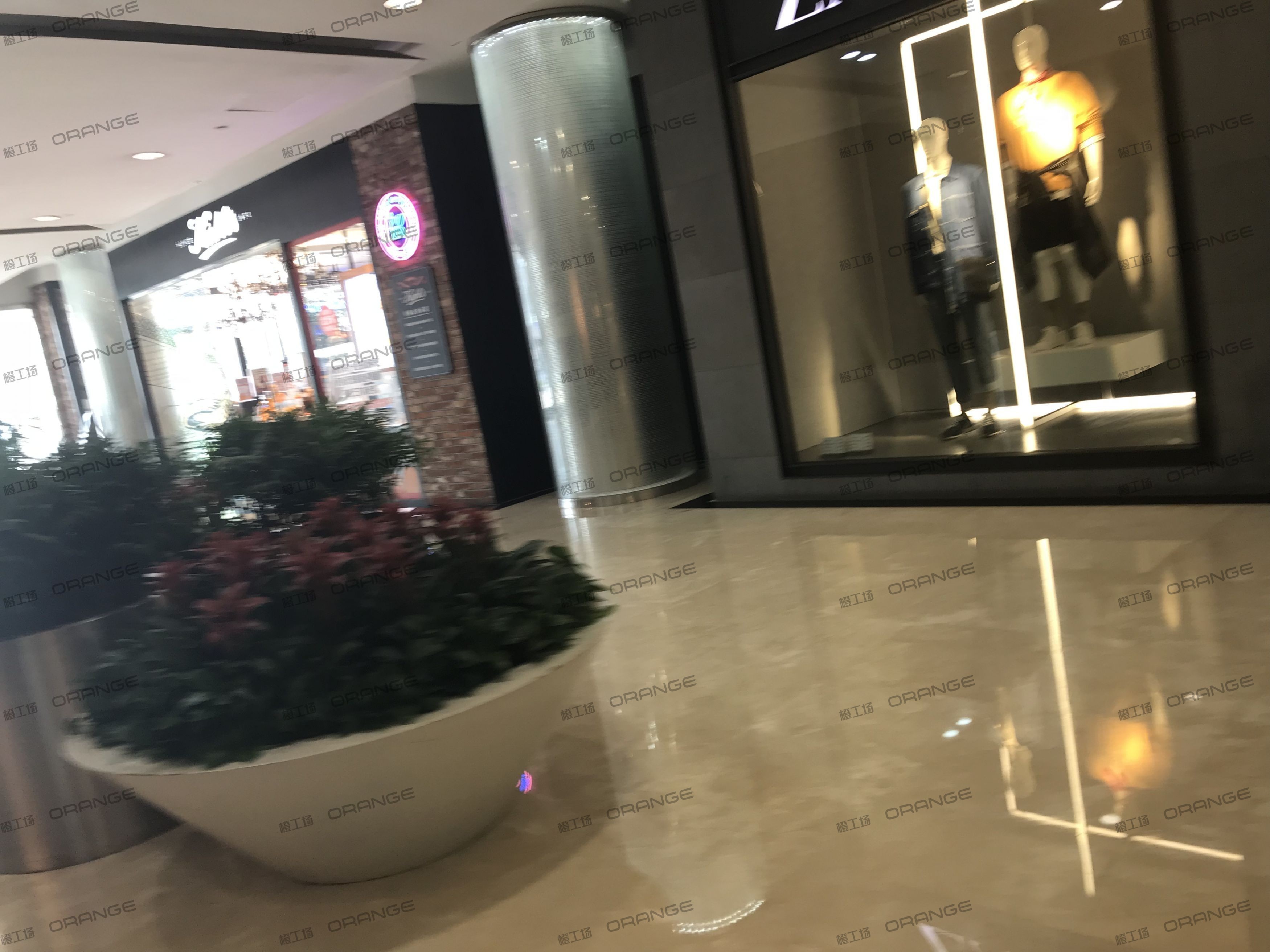 宁波天一国际购物中心-室内一层南门内B1