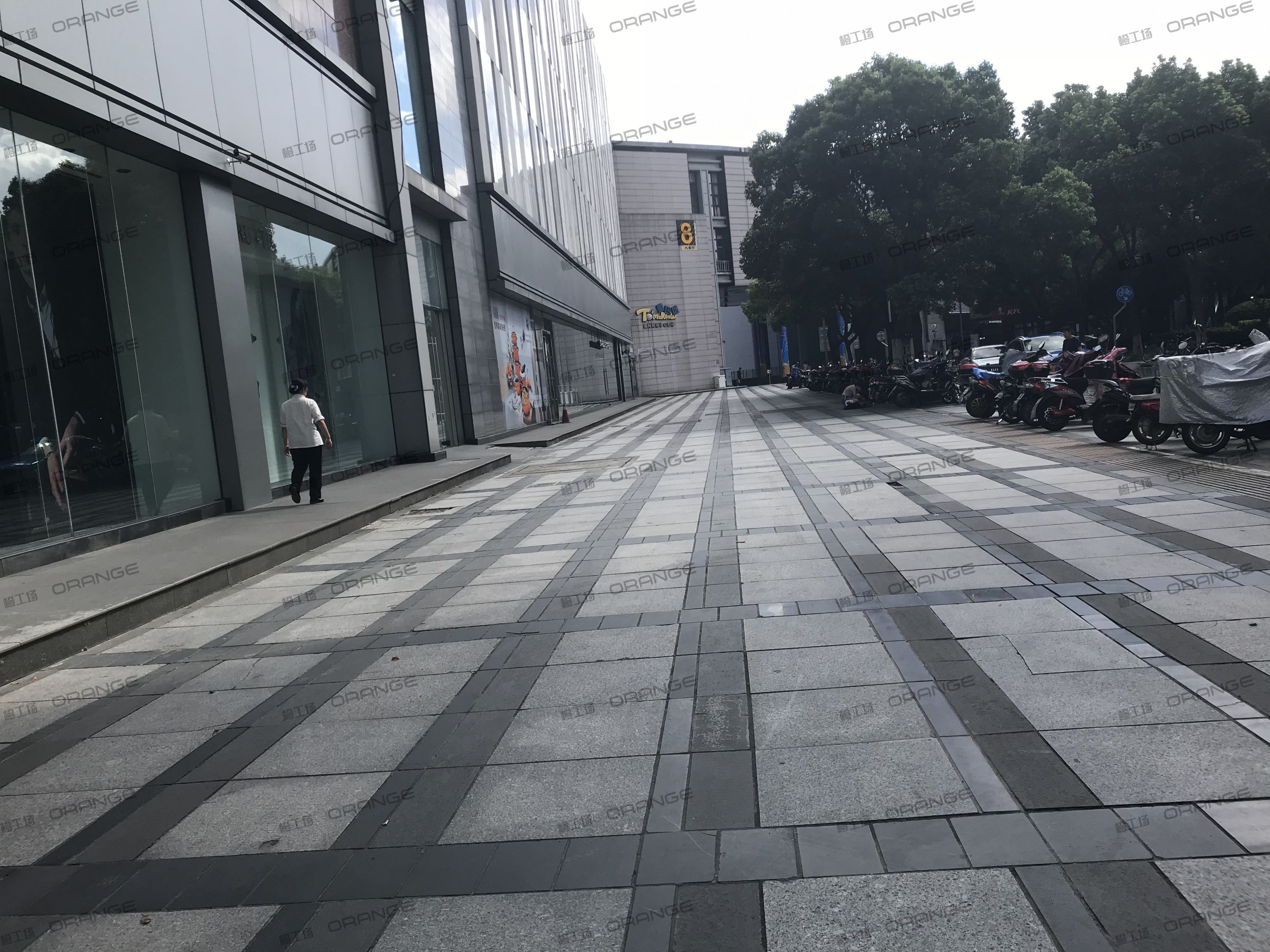 宁波天一国际购物中心-室外西二门外2