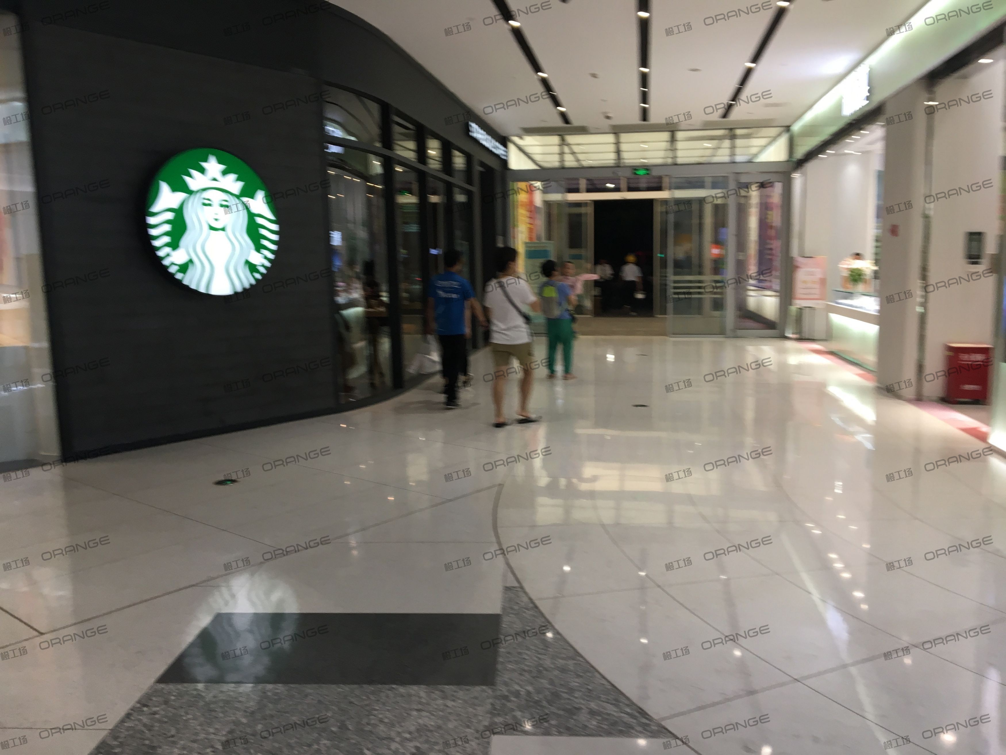 宁波来福士广场-室内一层南门内2