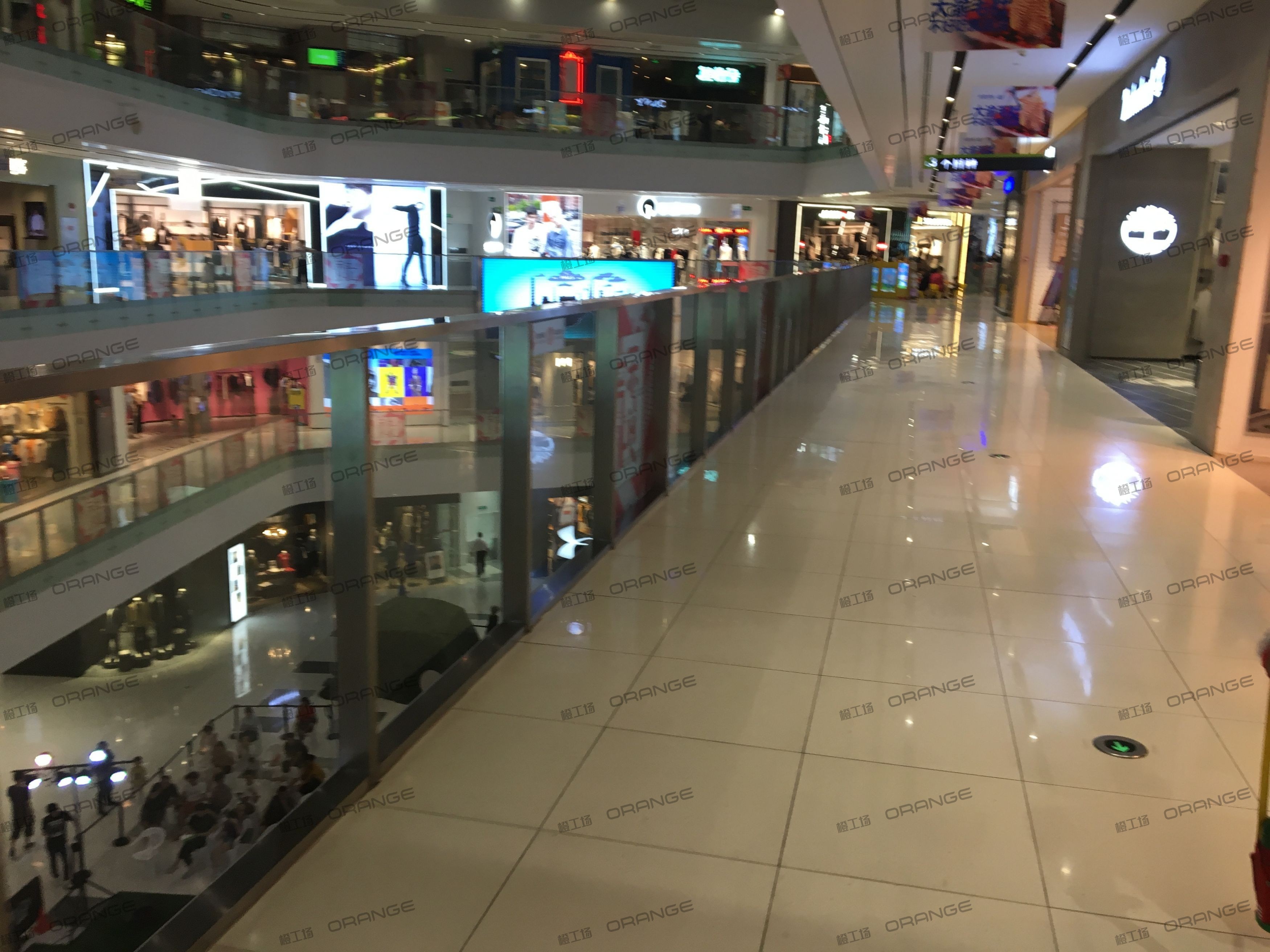 宁波来福士广场-室内三层东侧环廊西b3