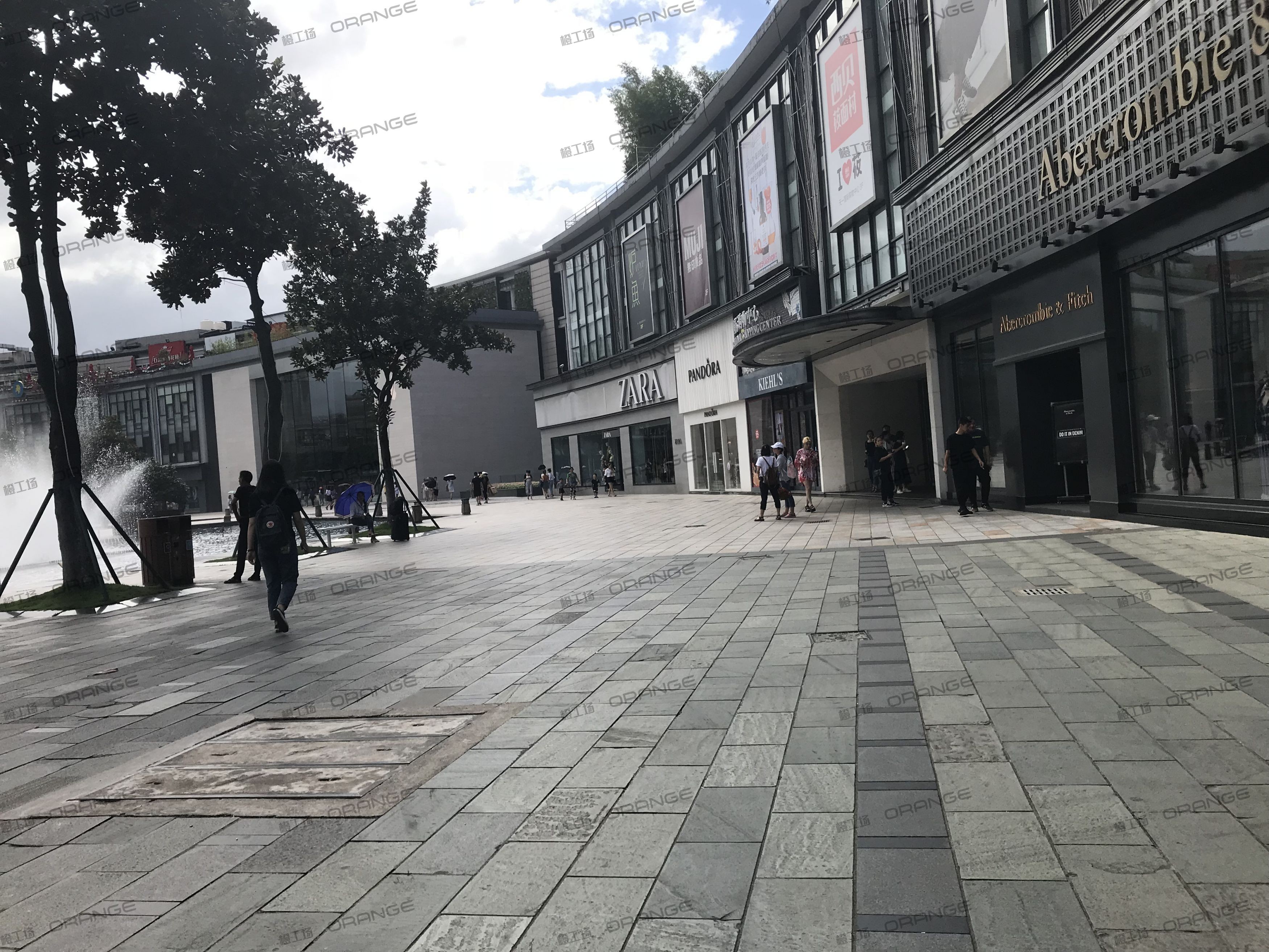 宁波天一国际购物中心-室外南走廊A1