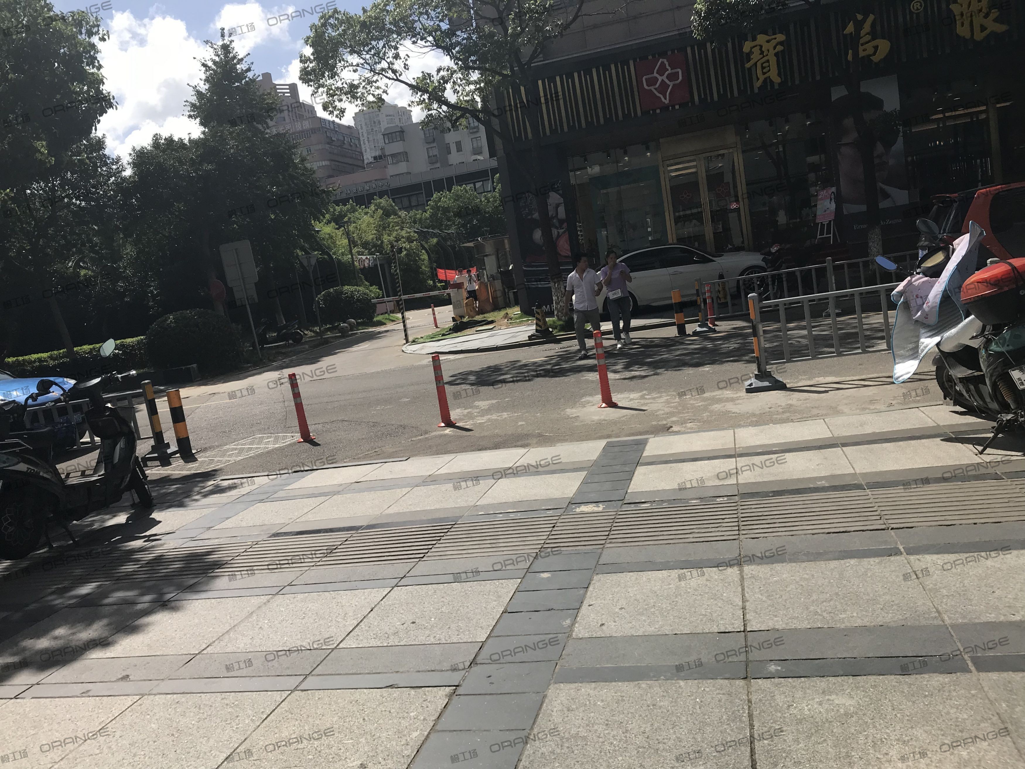 宁波天一国际购物中心-室外西走廊C3