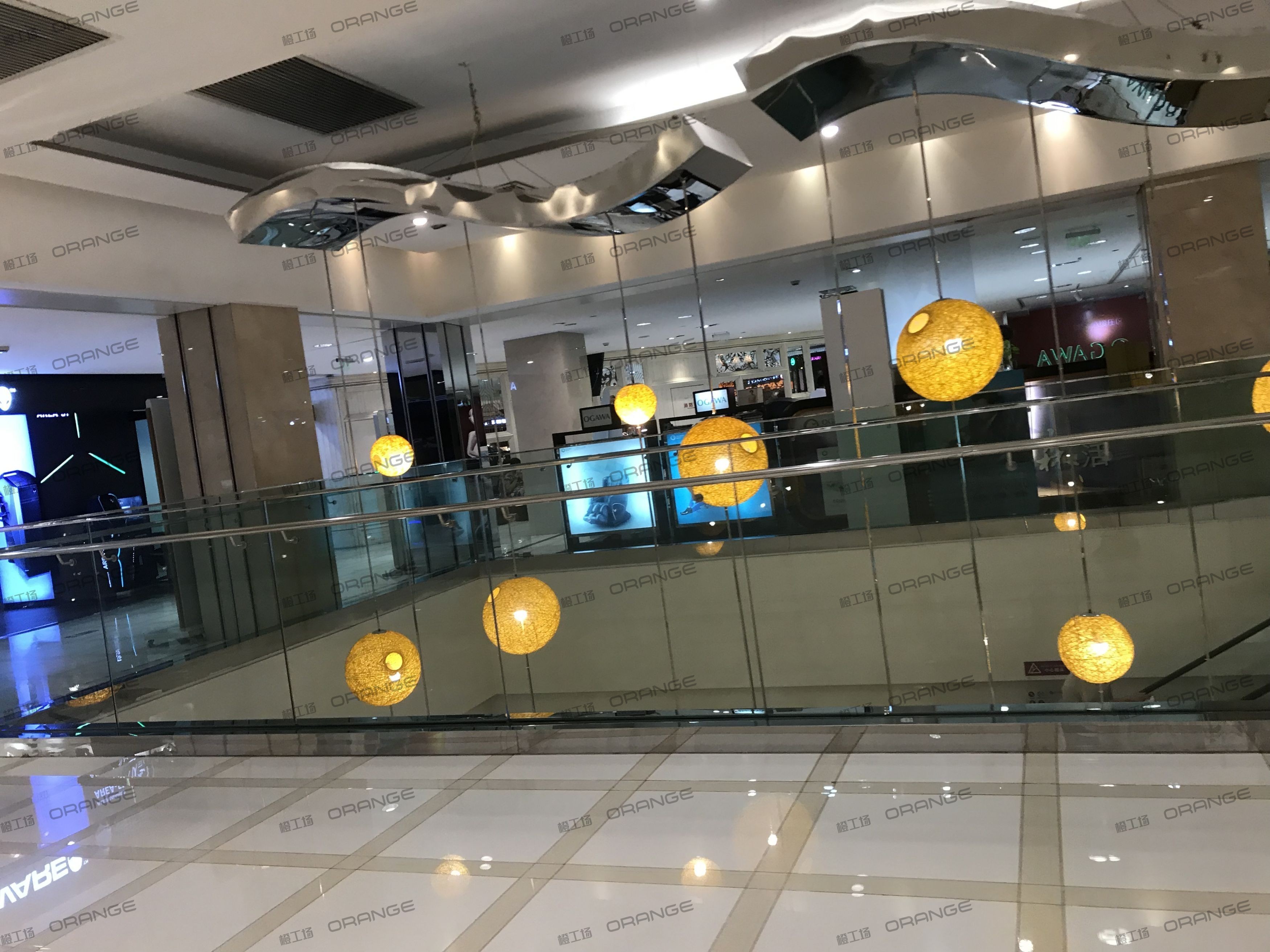 宁波天一国际购物中心-室内四层南扶梯北2