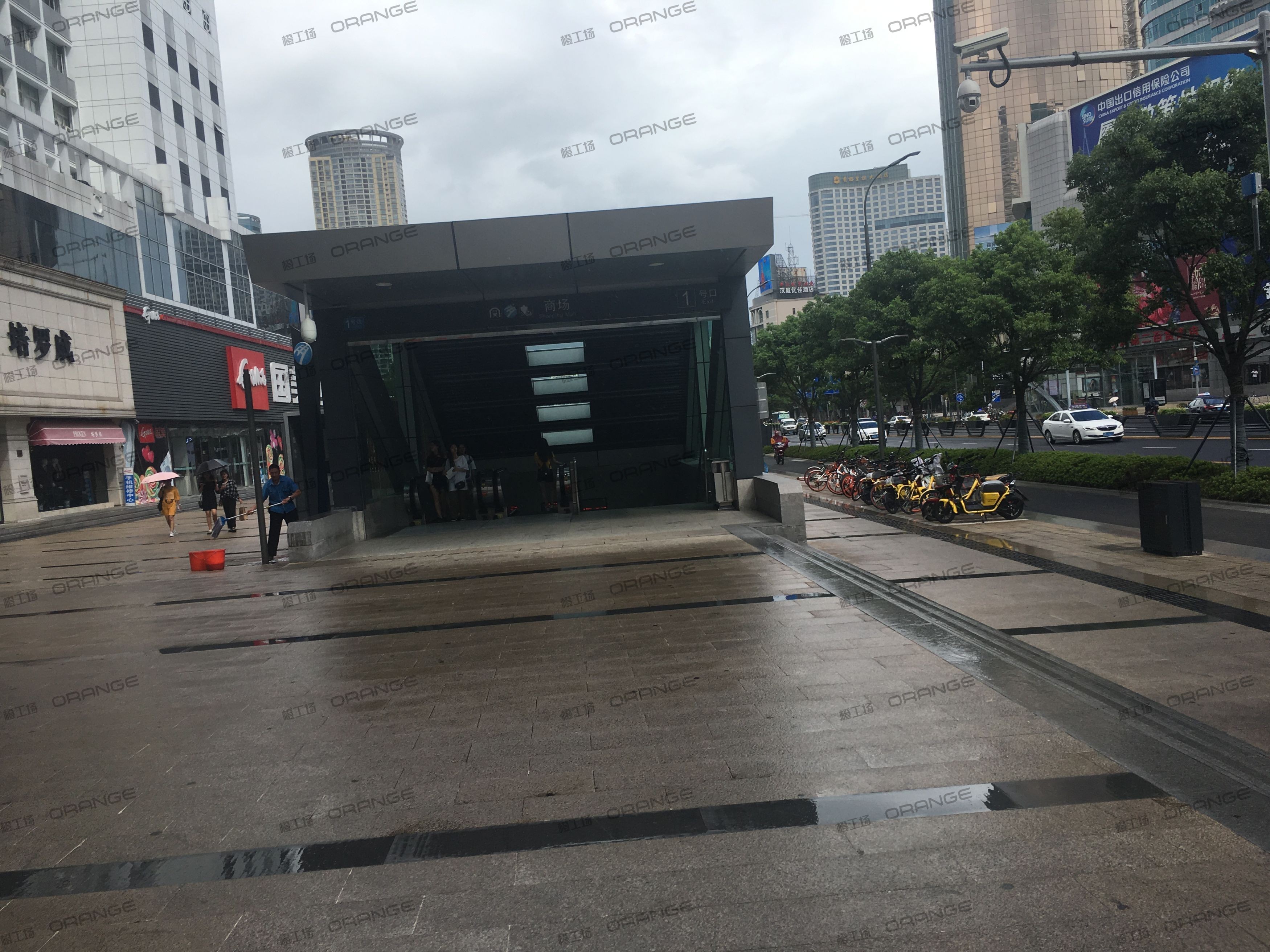 宁波新华联商厦(天一店-室外东南侧走廊4