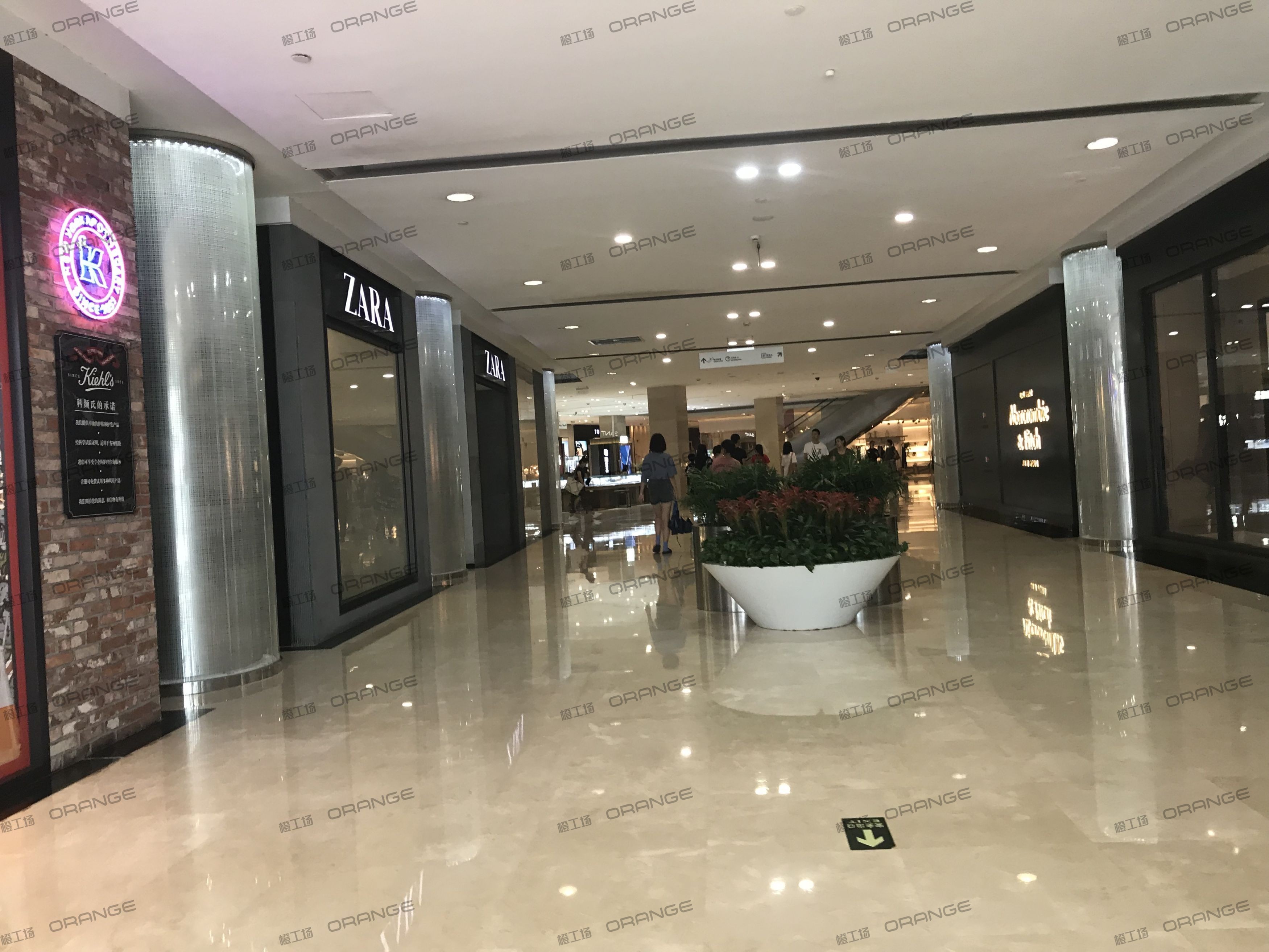 宁波天一国际购物中心-室内一层南门内C3