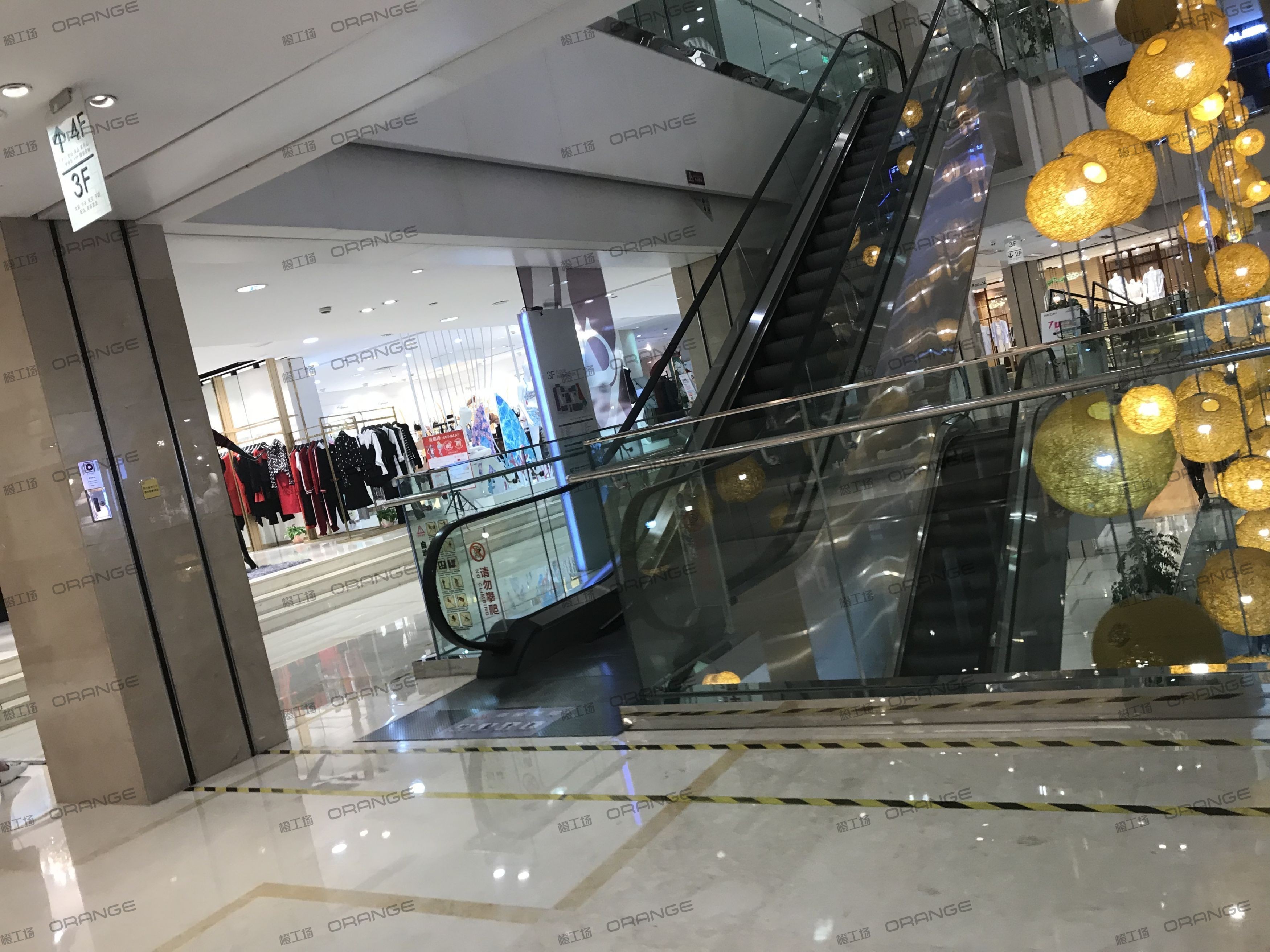 宁波天一国际购物中心-室内三层南扶梯西3