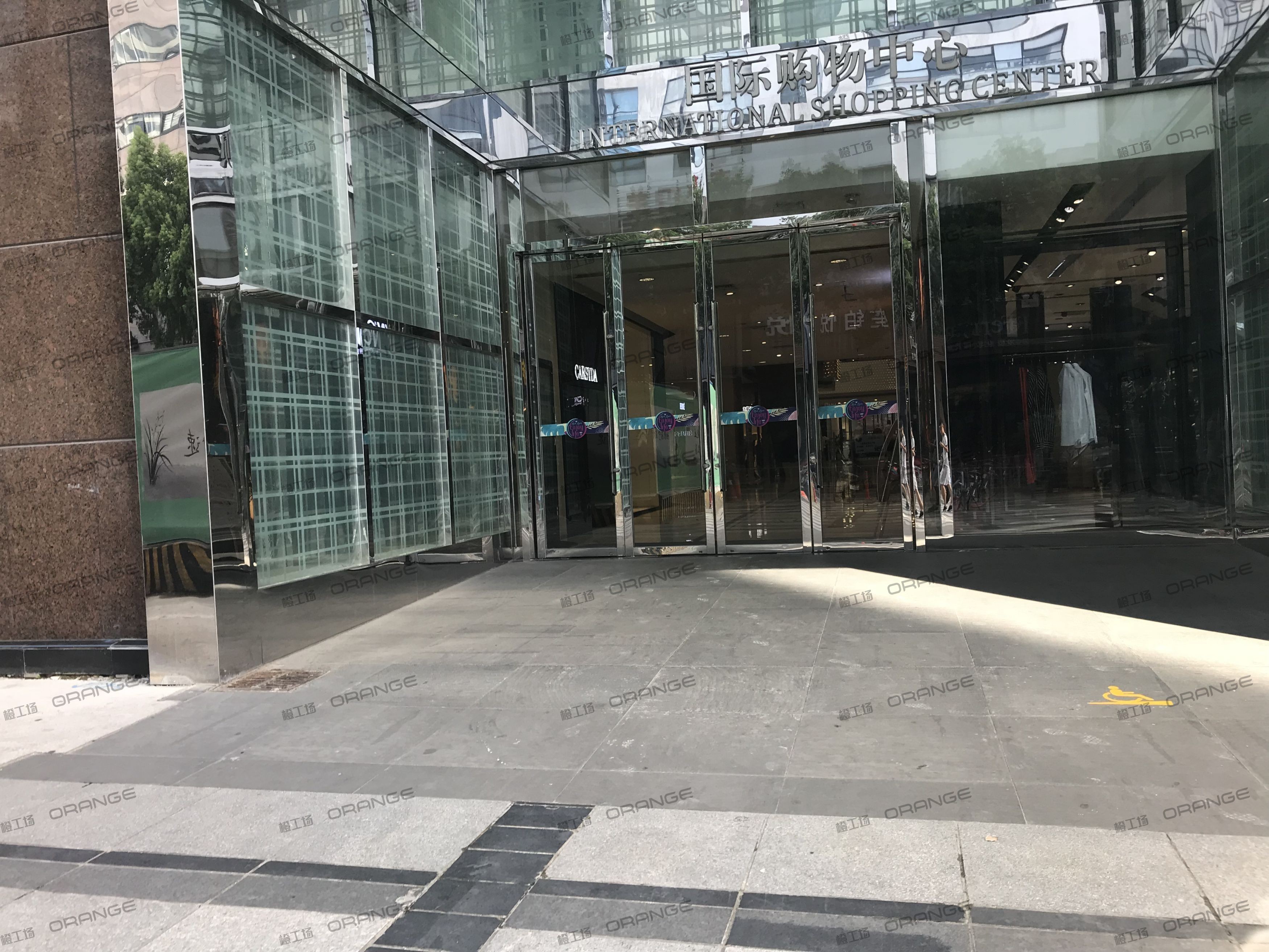 宁波天一国际购物中心-室外西二门外4