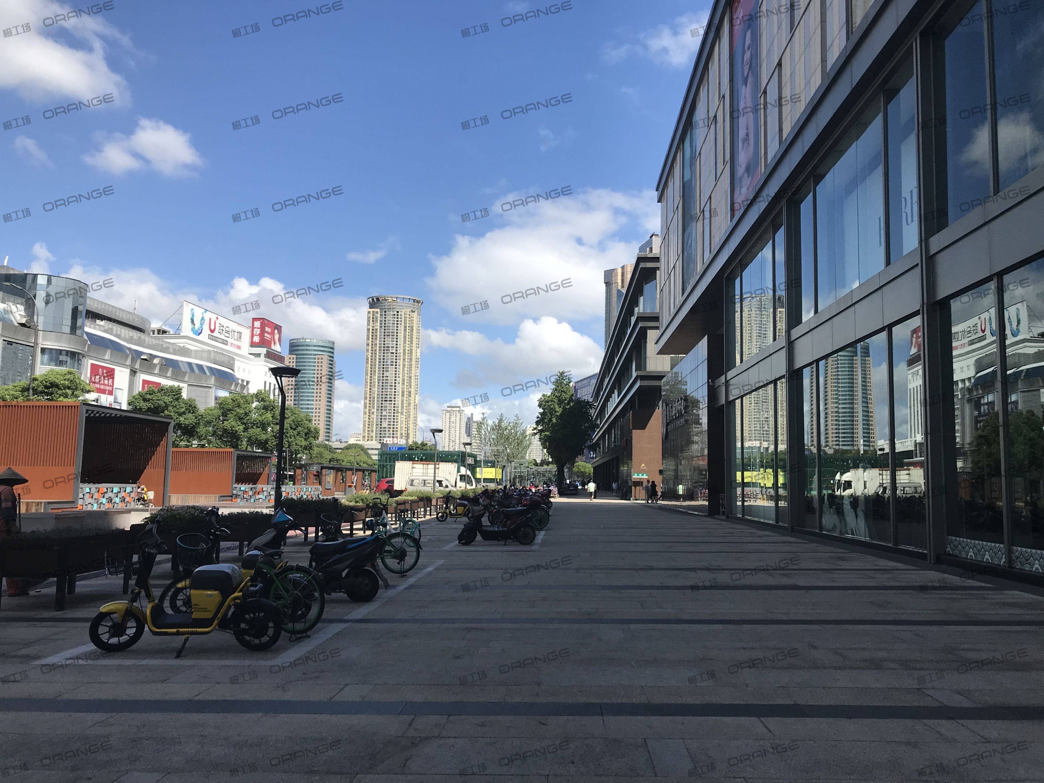 宁波天一国际购物中心-室外北走廊B2