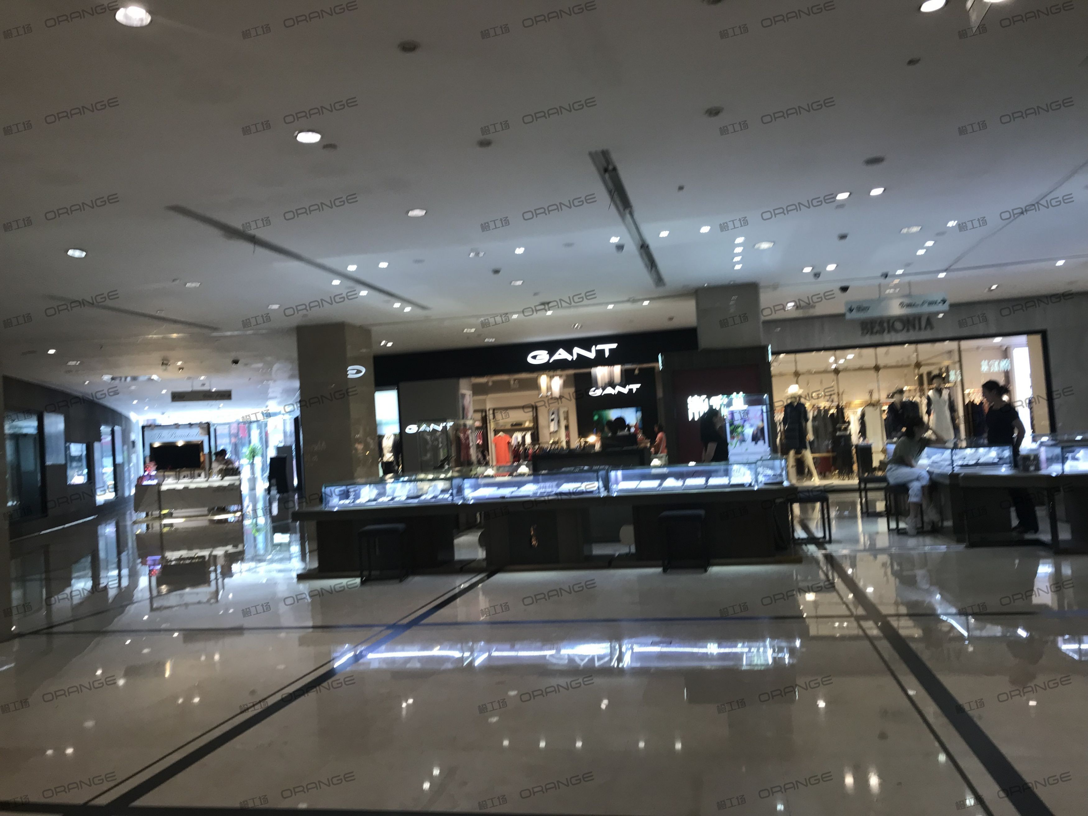 宁波天一国际购物中心-室内一层南中庭南4