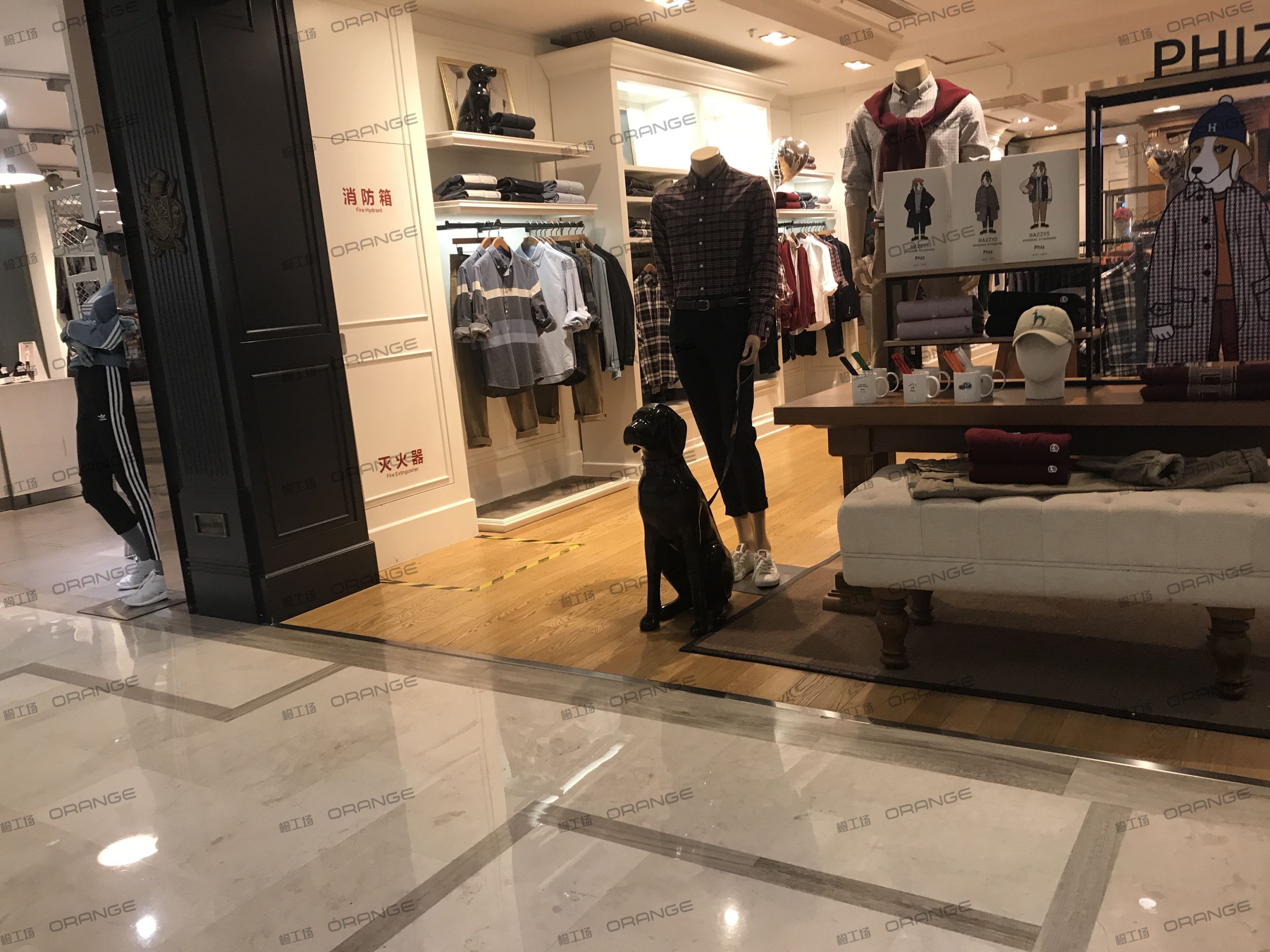 宁波天一国际购物中心-室内二层南扶梯东3