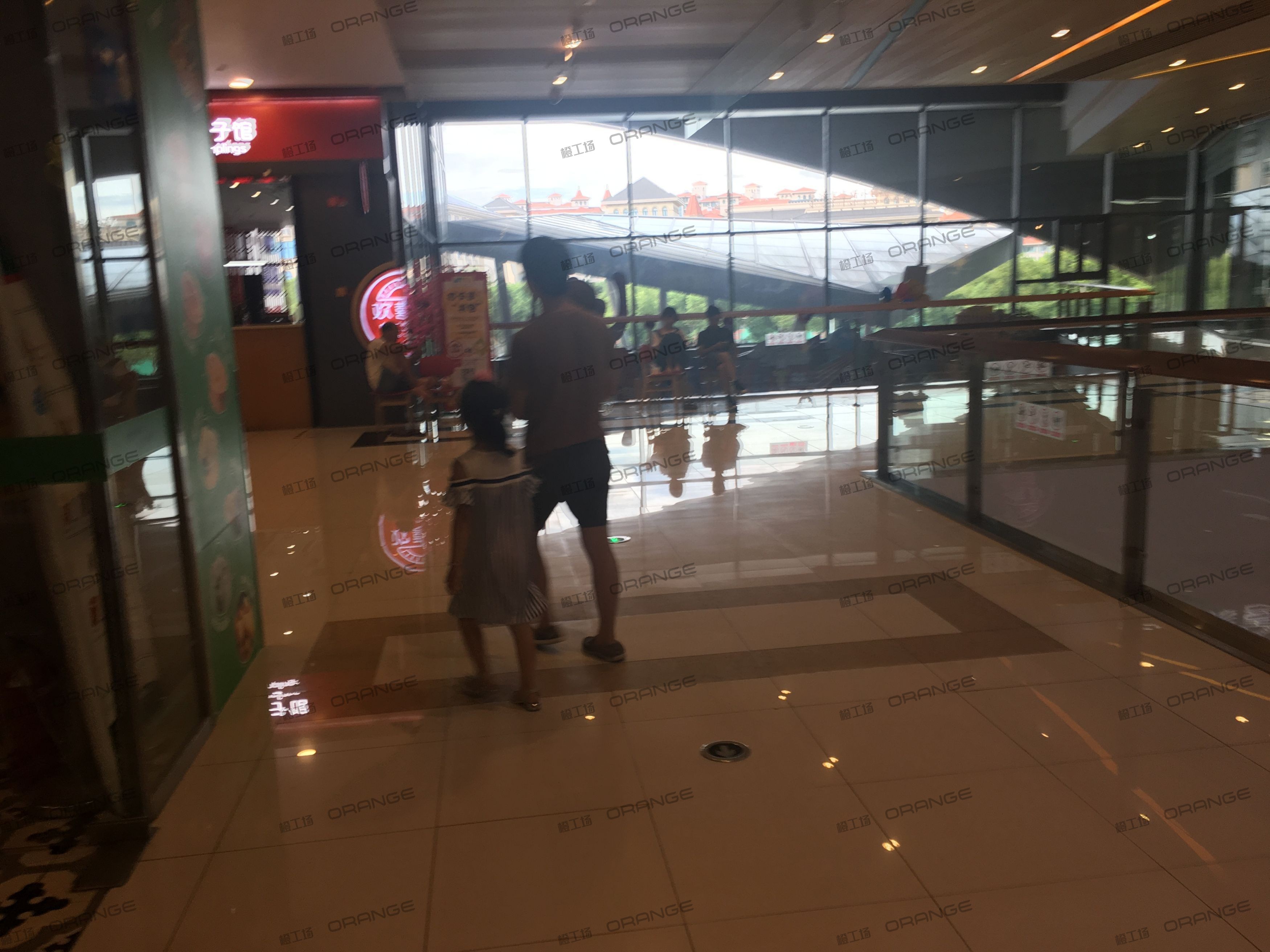 宁波高鑫广场-室内二层西南环廊南2