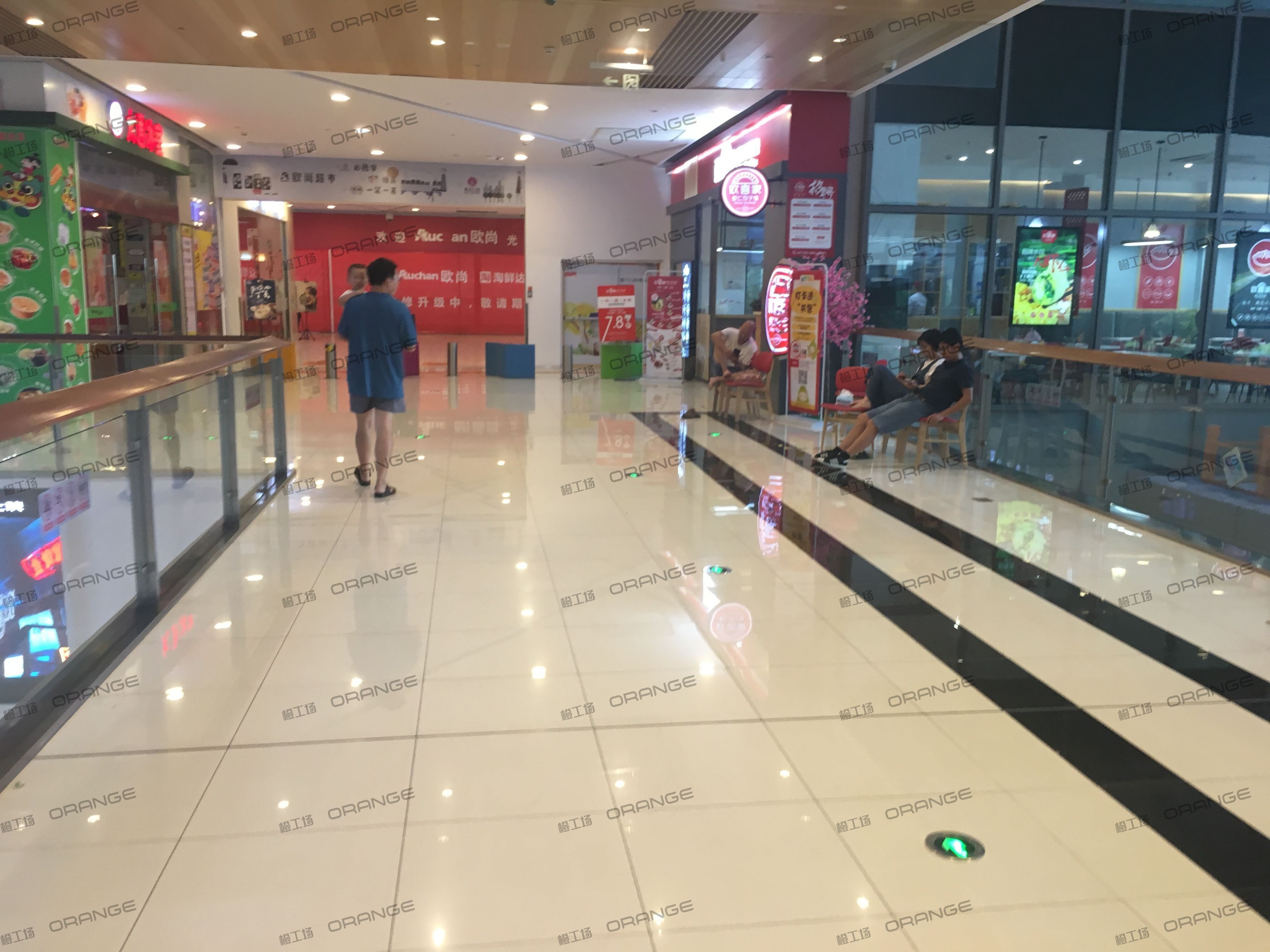 宁波高鑫广场-室内二层西南环廊西1