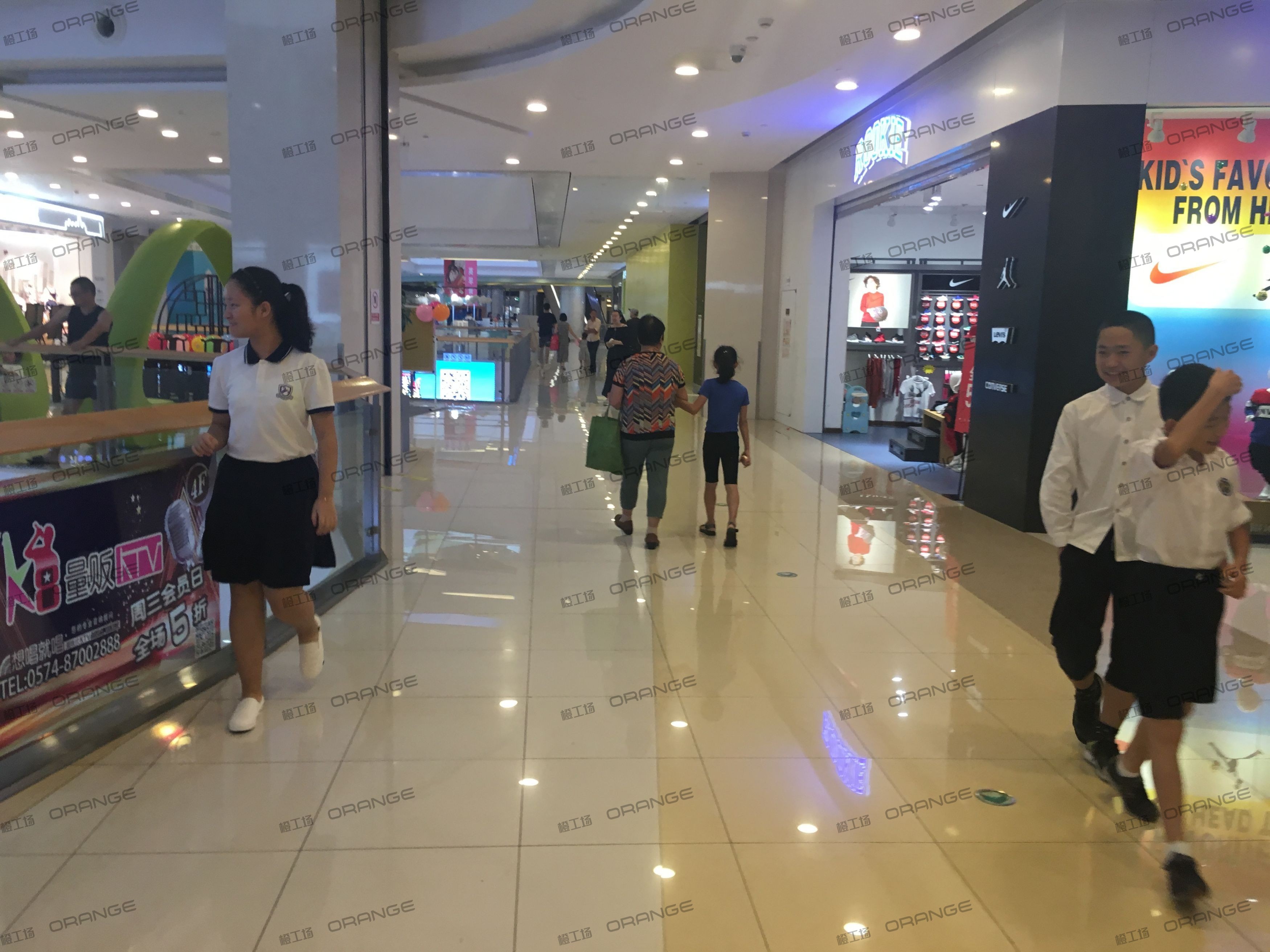 宁波高鑫广场-室内二层西北环廊西2