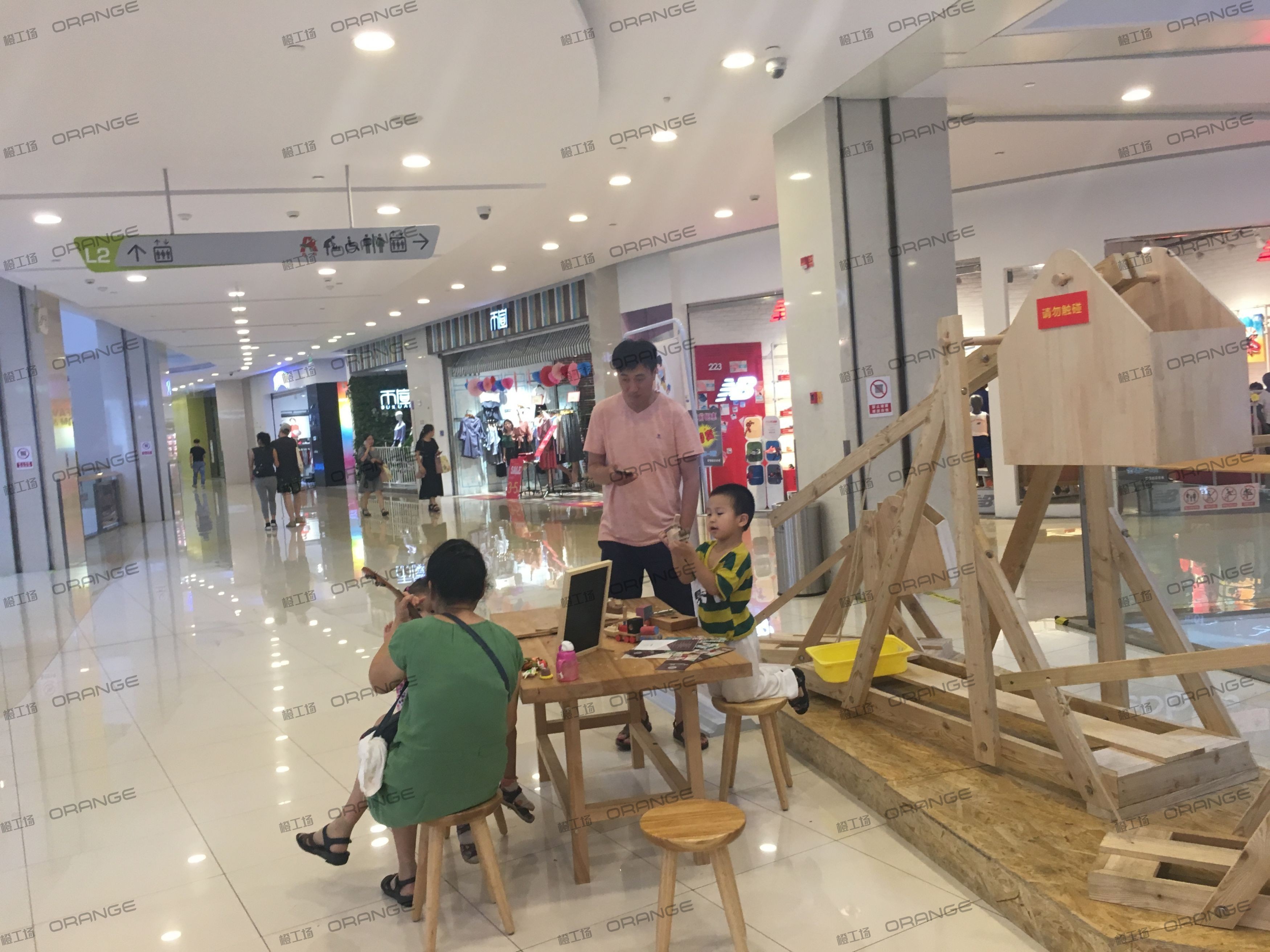 宁波高鑫广场-室内二层西北环廊南2