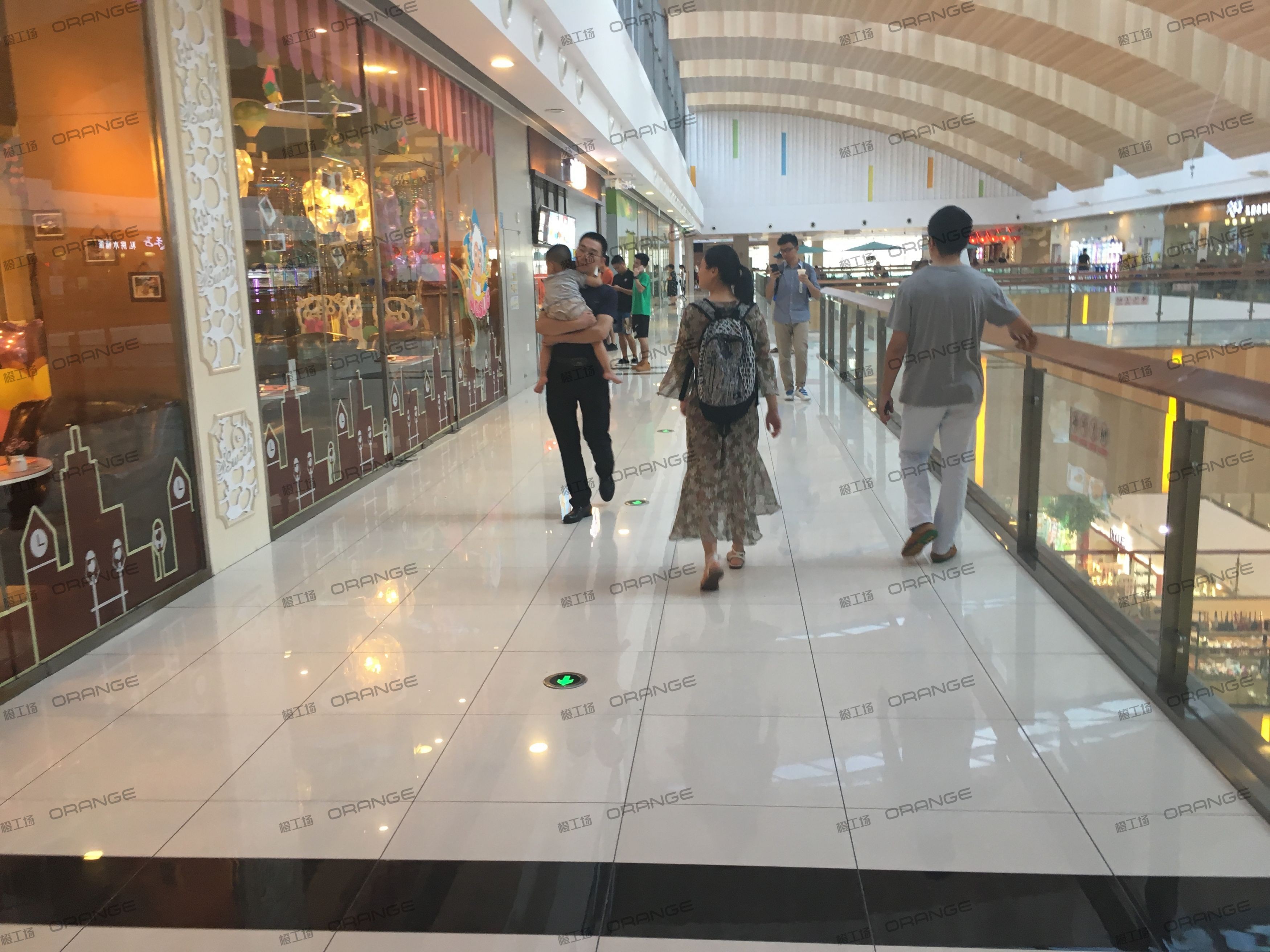 宁波高鑫广场-室内三层西侧环廊东B3