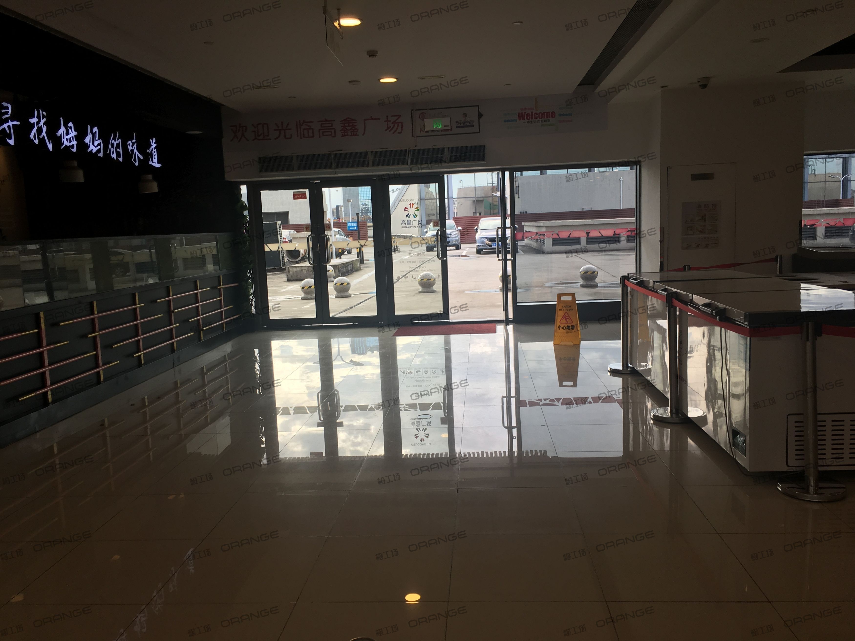 宁波高鑫广场-室内四层东侧走廊1